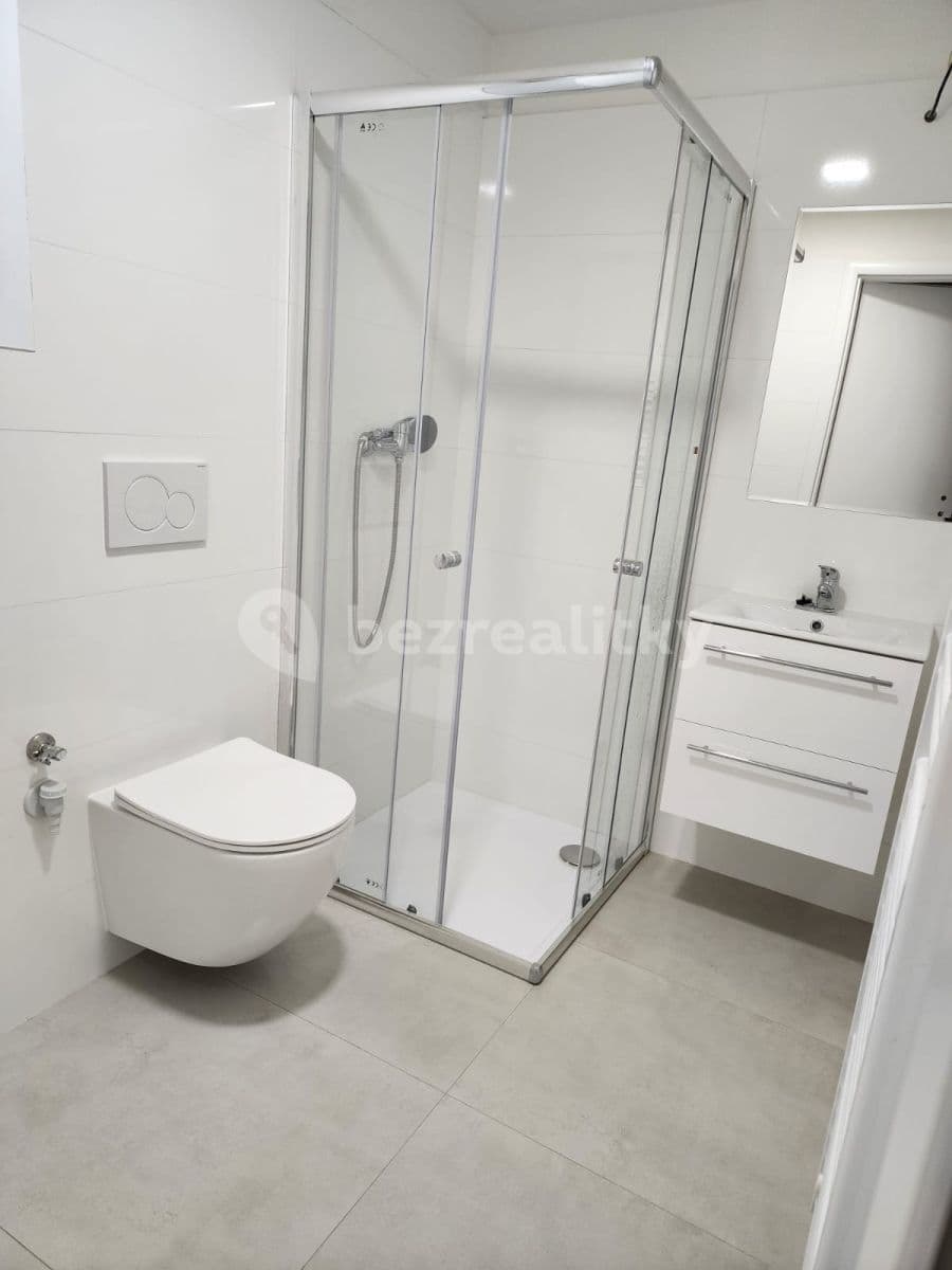 Pronájem bytu 1+kk 22 m², Veverkova, Praha, Praha Pronájem bytu 1+kk 22 m², Veverkova, Praha, Praha