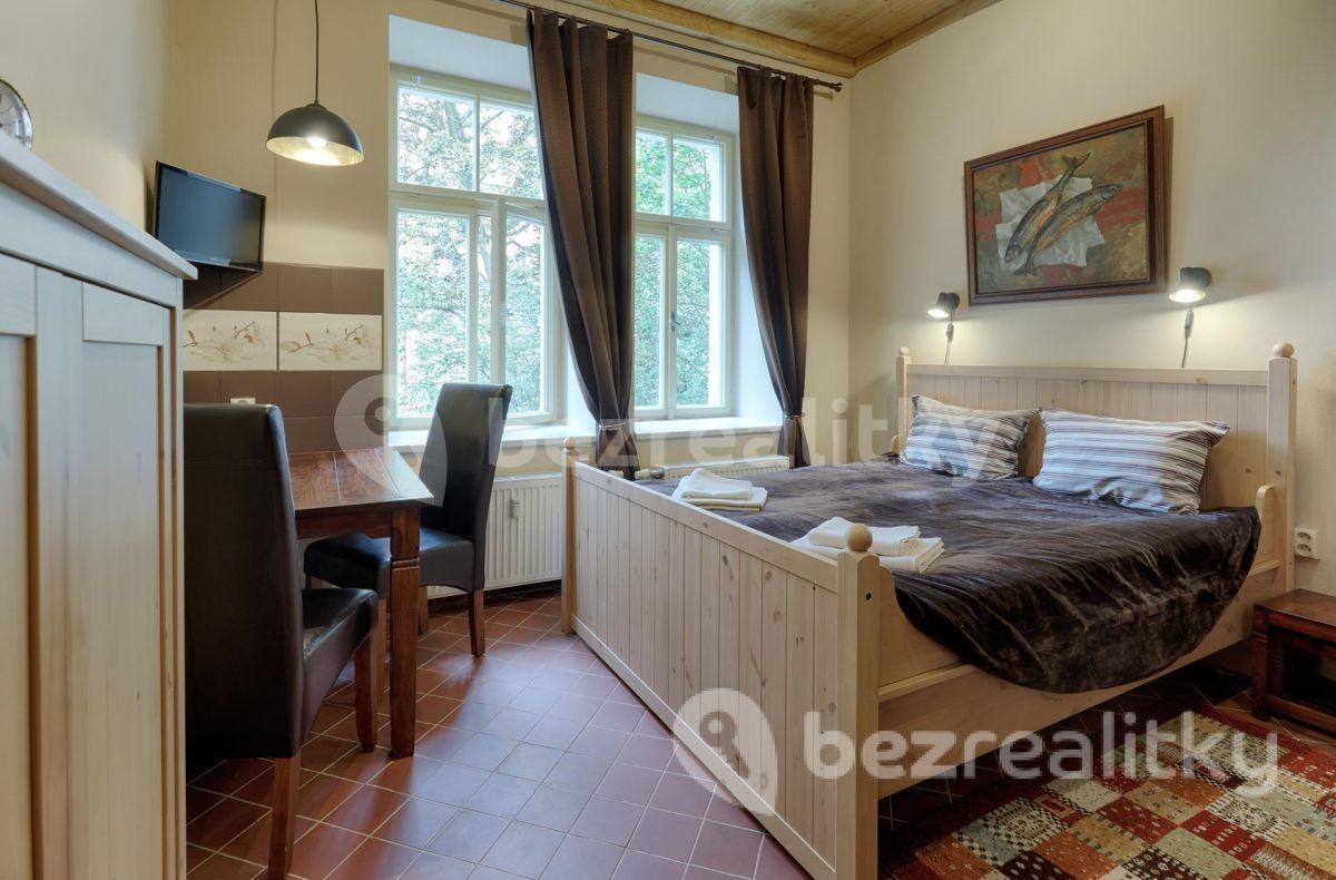 Prodej bytu 1+kk 25 m², Moravská, Karlovy Vary, Karlovarský kraj