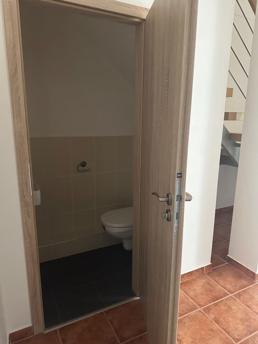 Pronájem bytu 79 m², Grafická, Praha, Praha Pronájem bytu 79 m², Grafická, Praha, Praha