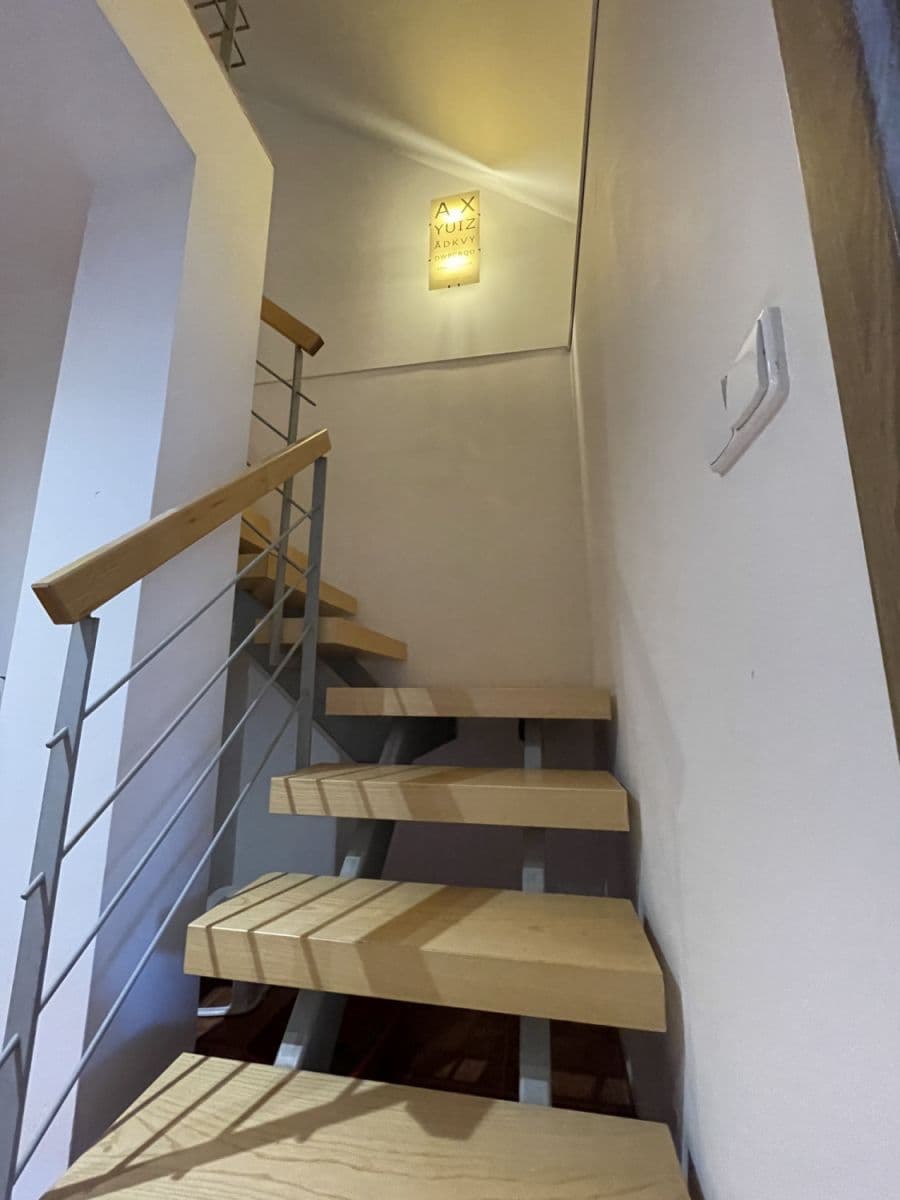 Pronájem bytu 79 m², Grafická, Praha, Praha Pronájem bytu 79 m², Grafická, Praha, Praha