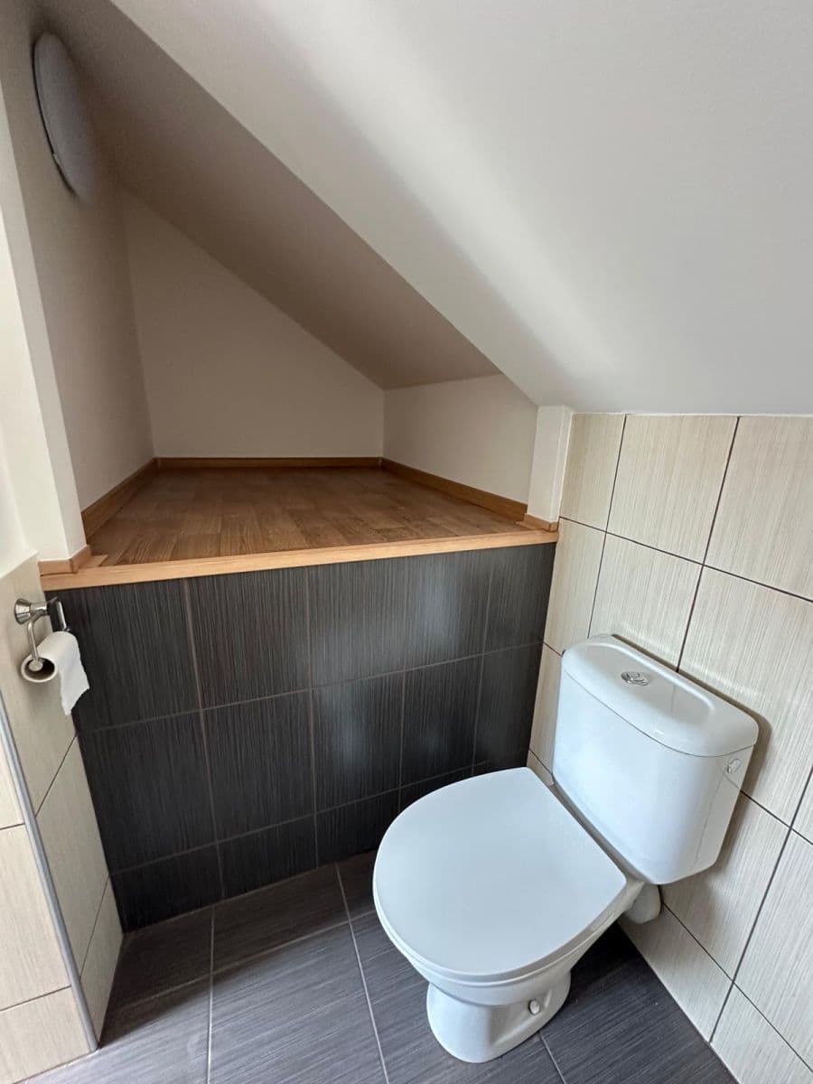Pronájem bytu 79 m², Grafická, Praha, Praha Pronájem bytu 79 m², Grafická, Praha, Praha