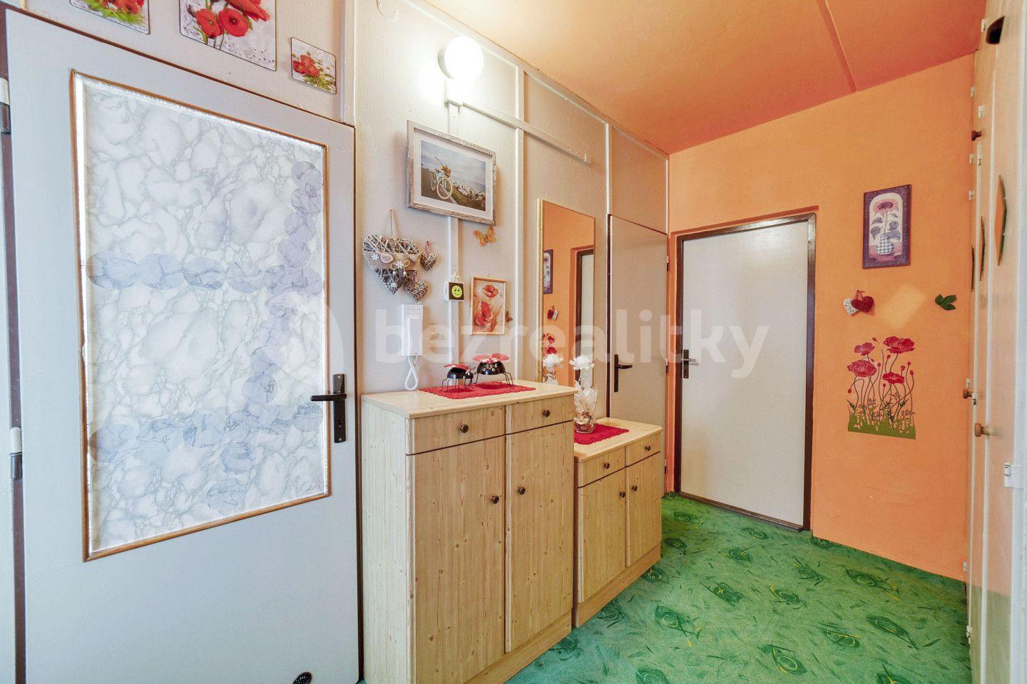 Prodej bytu 2+1 51 m², U Hřiště, Teplá, Karlovarský kraj
