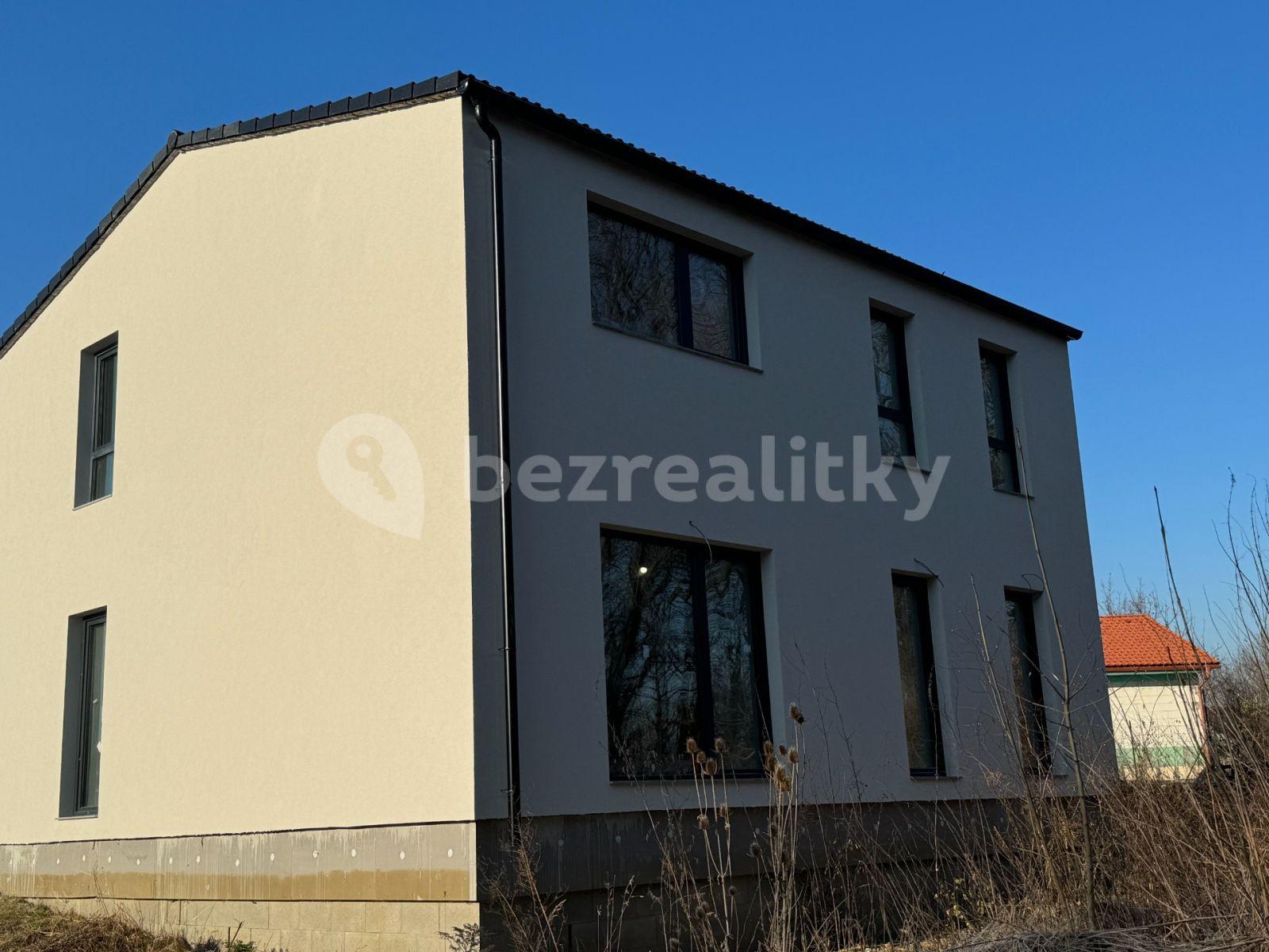 Prodej domu 159 m², pozemek 879 m², U Lesíka, Nová Ves, Středočeský kraj