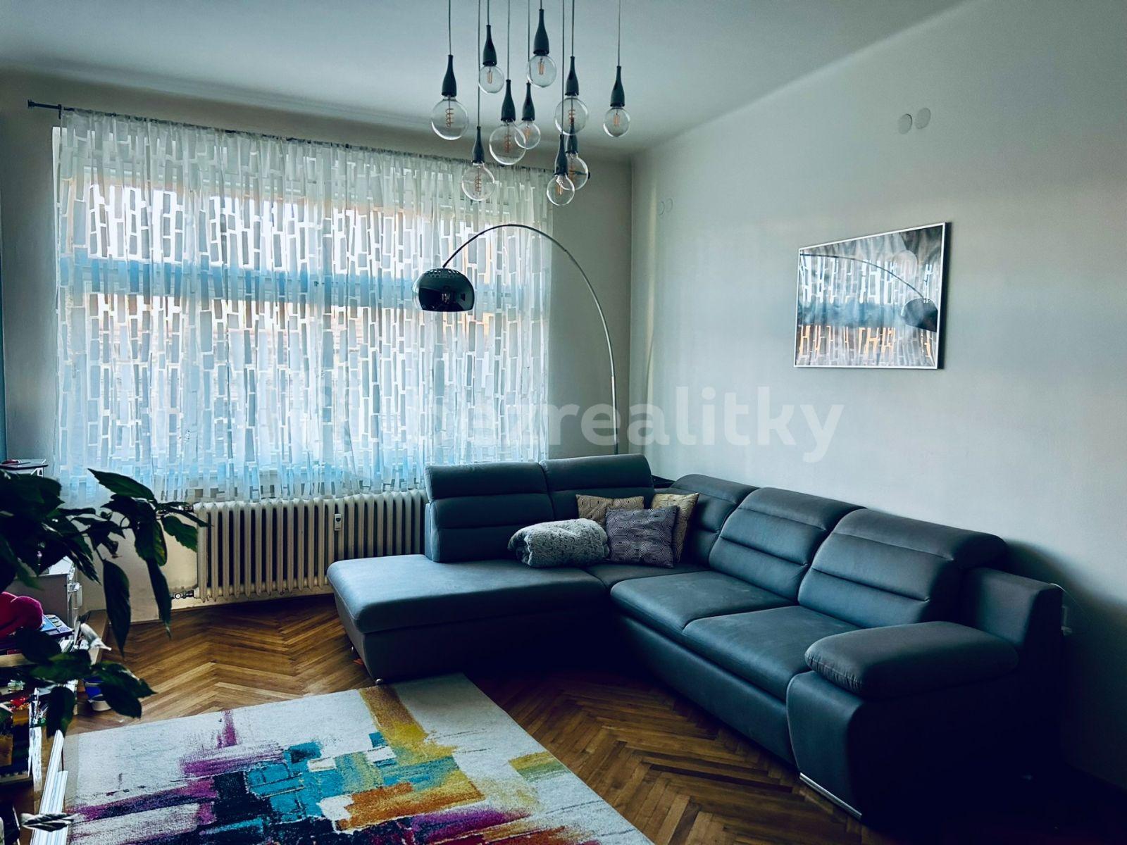 Pronájem bytu 3+1 93 m², Štefánikova, Praha, Praha