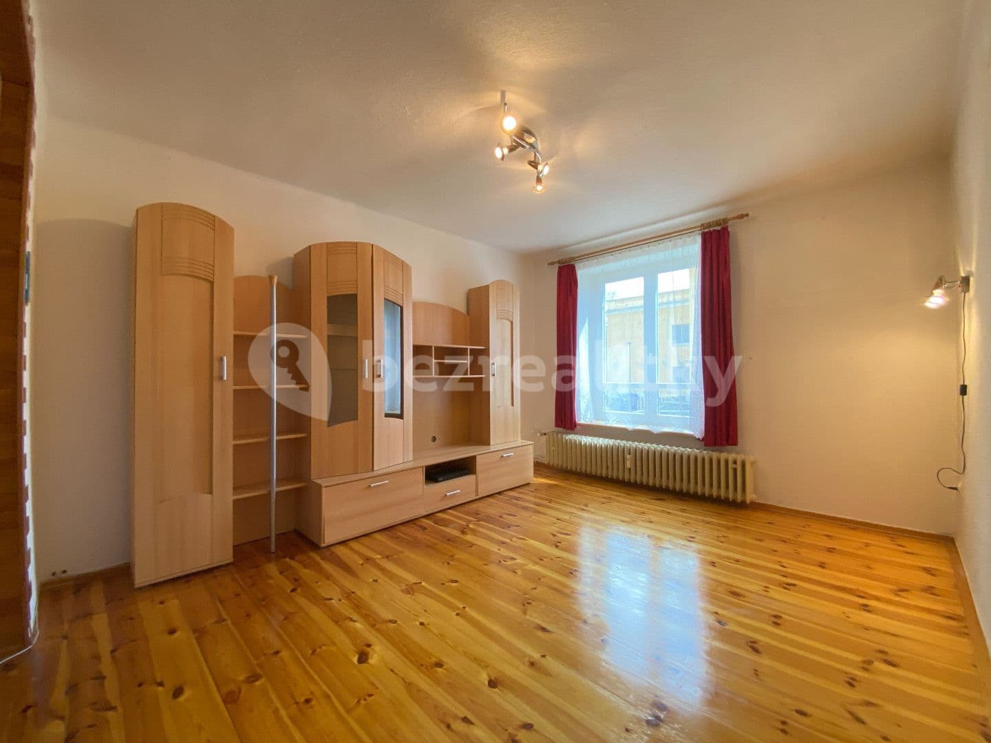 Prodej bytu 2+1 60 m², Urxova, Ostrava, Moravskoslezský kraj