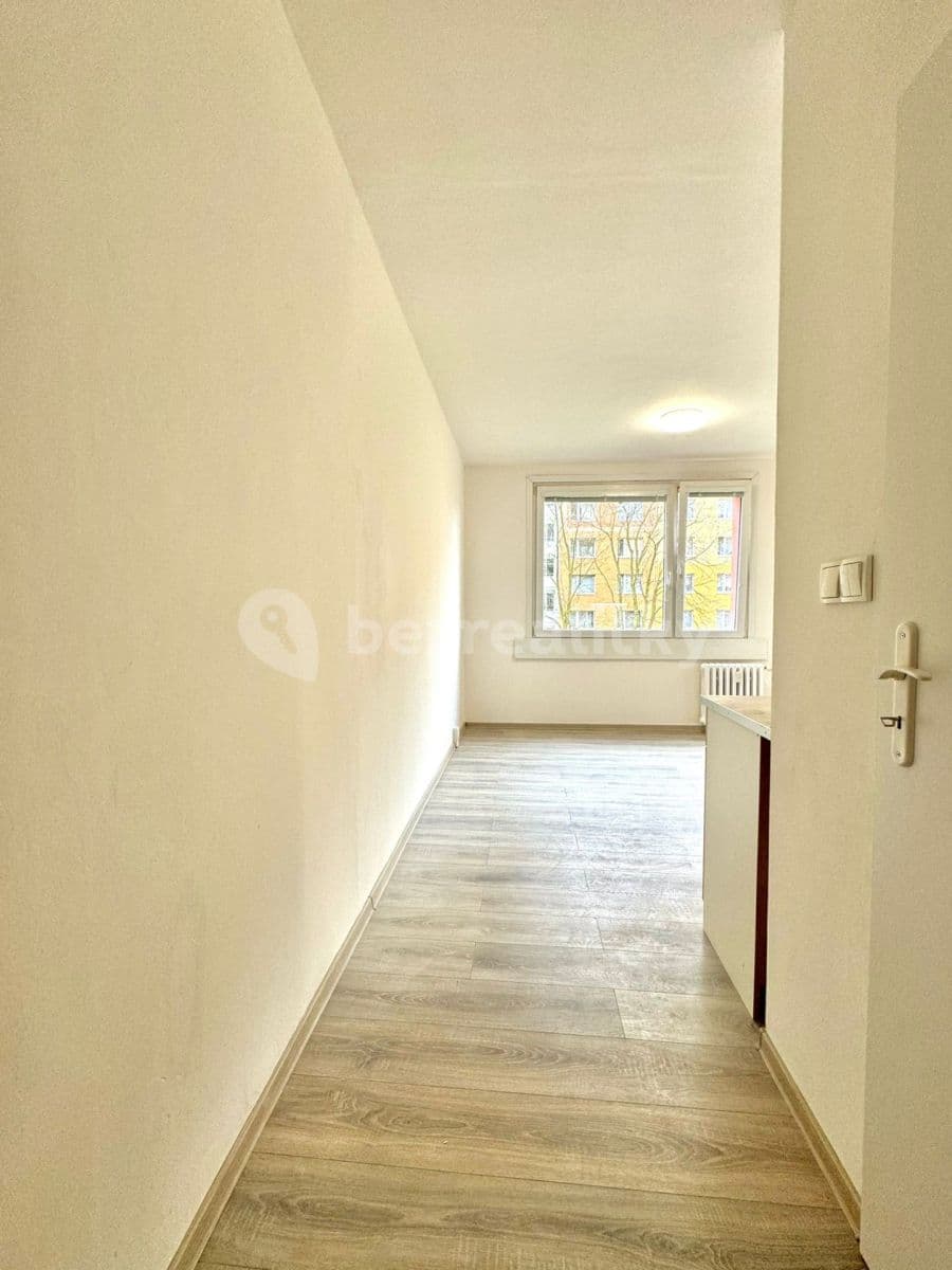 Pronájem bytu 1+1 38 m², Nová, Ústí nad Labem, Ústecký kraj Pronájem bytu 1+1 38 m², Nová, Ústí nad Labem, Ústecký kraj