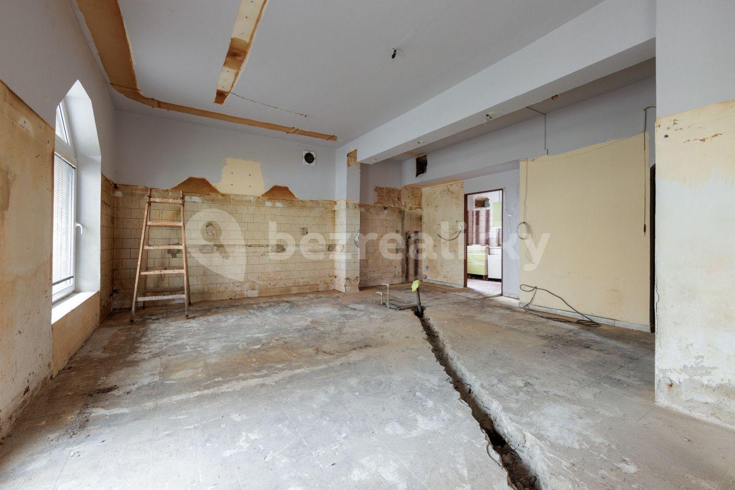 Prodej domu 530 m², pozemek 273 m², Jiřího z Poděbrad, Sokolov, Karlovarský kraj