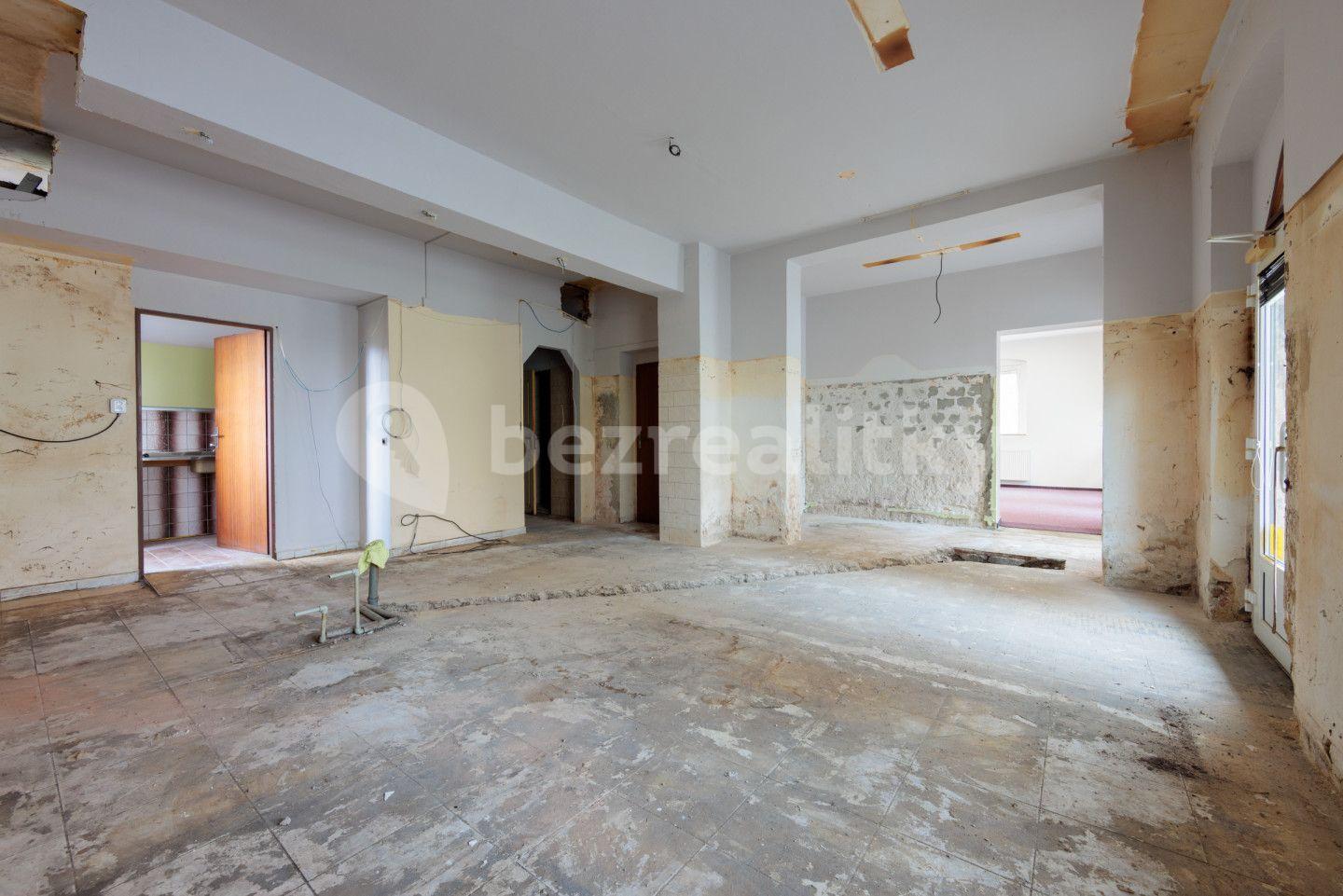 Prodej domu 530 m², pozemek 273 m², Jiřího z Poděbrad, Sokolov, Karlovarský kraj