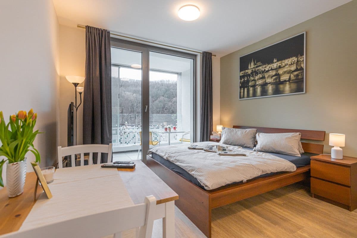 Pronájem bytu 35 m², Hlaváčkova, Praha, Praha Pronájem bytu 35 m², Hlaváčkova, Praha, Praha