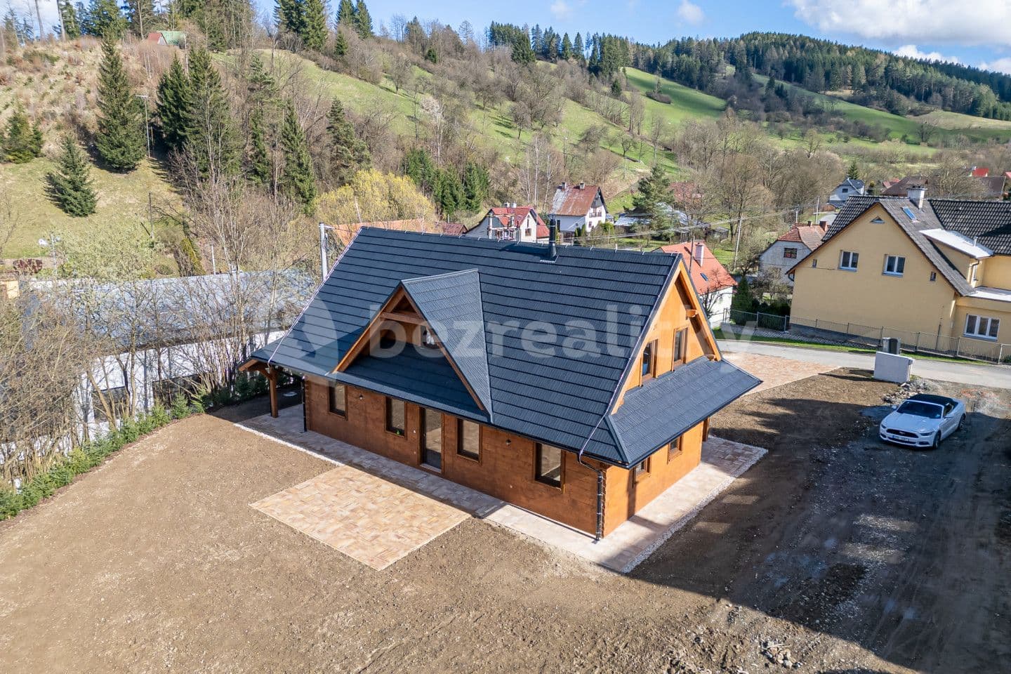 Prodej domu 180 m², pozemek 1.078 m², Nový Hrozenkov, Zlínský kraj