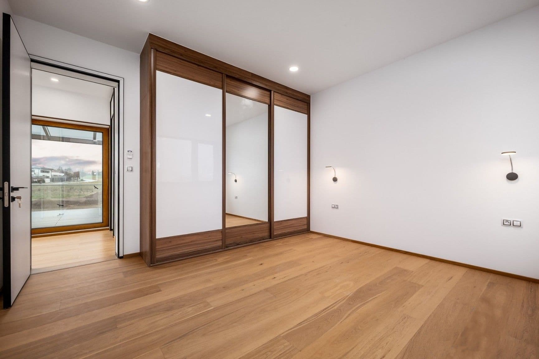 Prodej domu 320 m², pozemek 814 m², U Rybníčka, Vysoký Újezd, Středočeský kraj Prodej domu 320 m², pozemek 814 m², U Rybníčka, Vysoký Újezd, Středočeský kraj