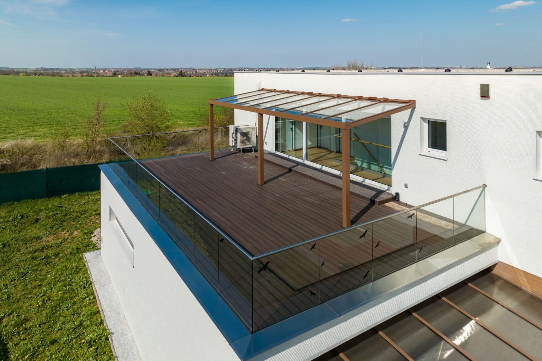 Prodej domu 320 m², pozemek 814 m², U Rybníčka, Vysoký Újezd, Středočeský kraj Prodej domu 320 m², pozemek 814 m², U Rybníčka, Vysoký Újezd, Středočeský kraj