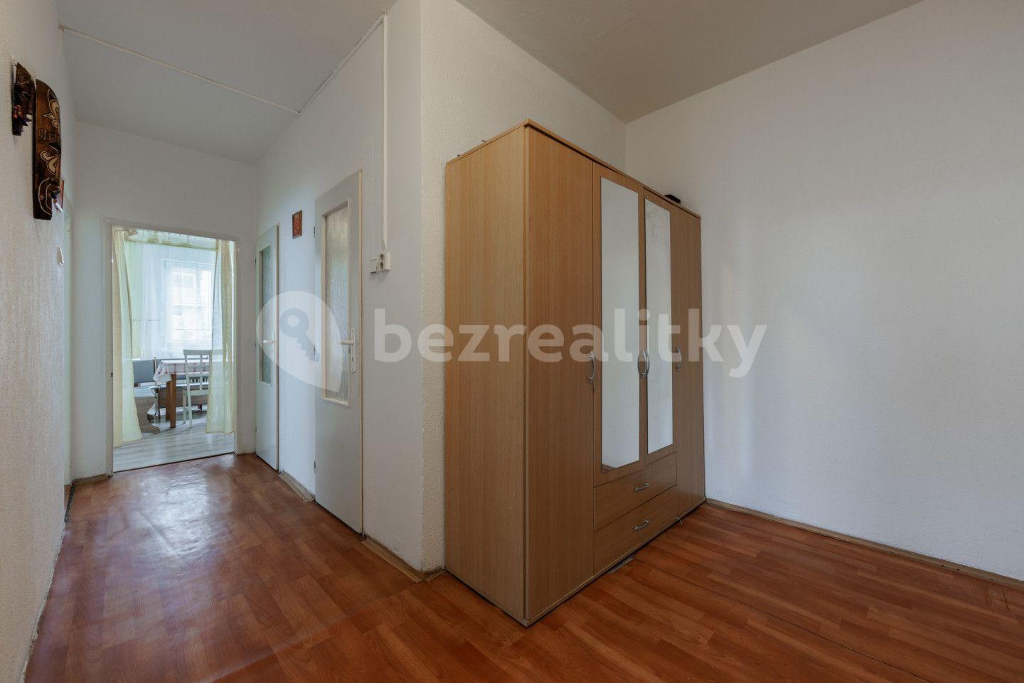 Prodej bytu 2+1 54 m², Vančurova, Ostrov, Karlovarský kraj