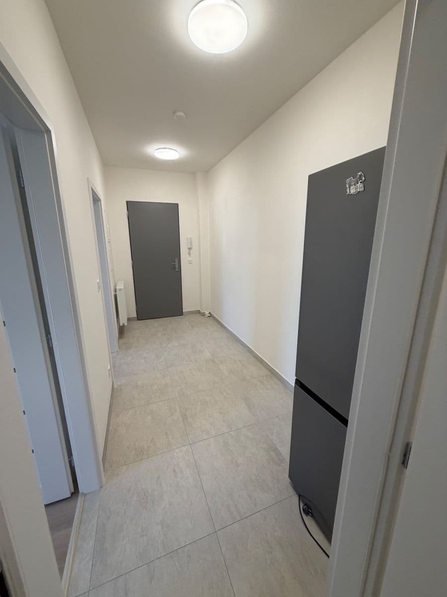 Pronájem bytu 2+kk 40 m², V Zahradách, Praha, Praha Pronájem bytu 2+kk 40 m², V Zahradách, Praha, Praha
