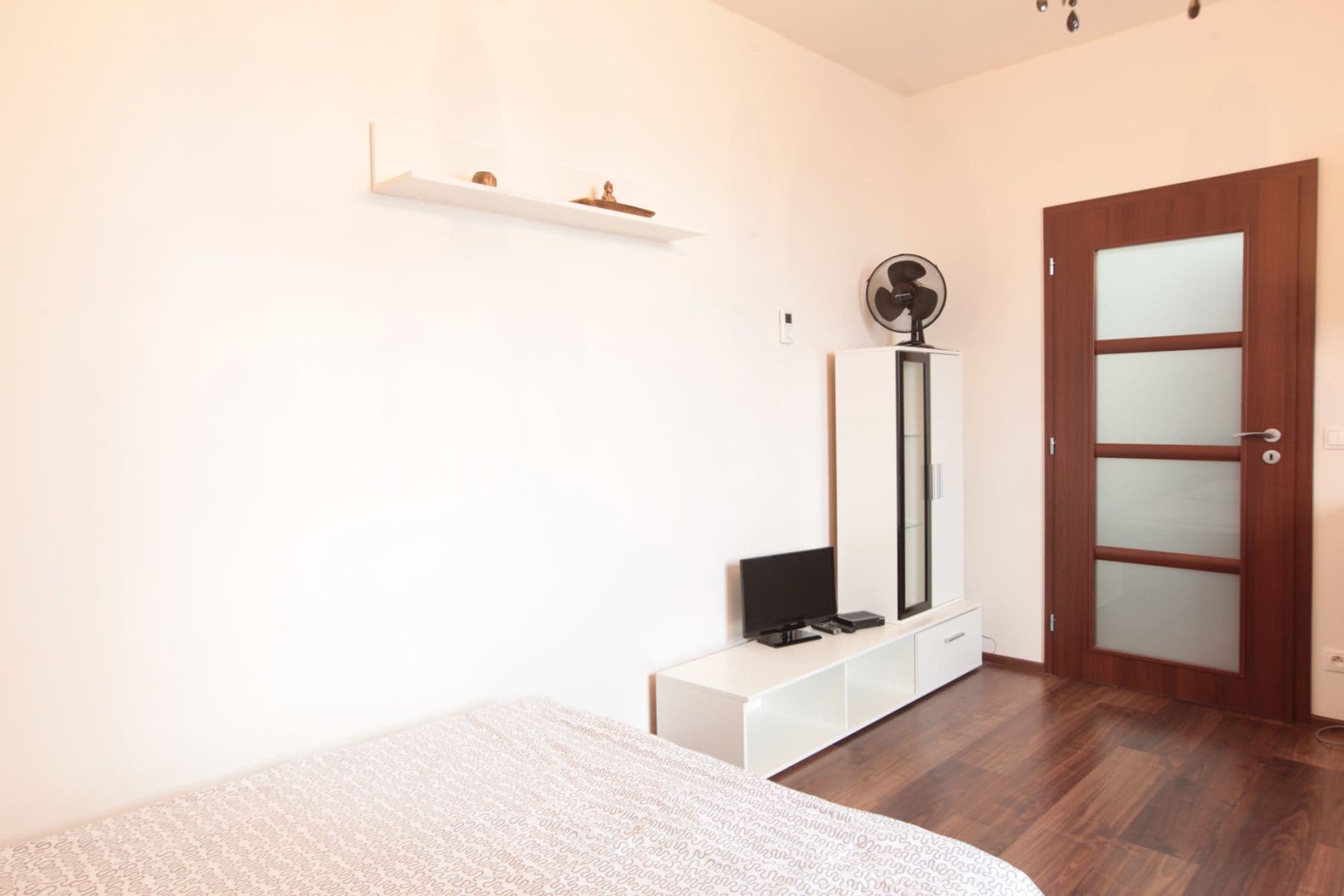 Pronájem bytu 25 m², Freyova, Praha, Praha Pronájem bytu 25 m², Freyova, Praha, Praha