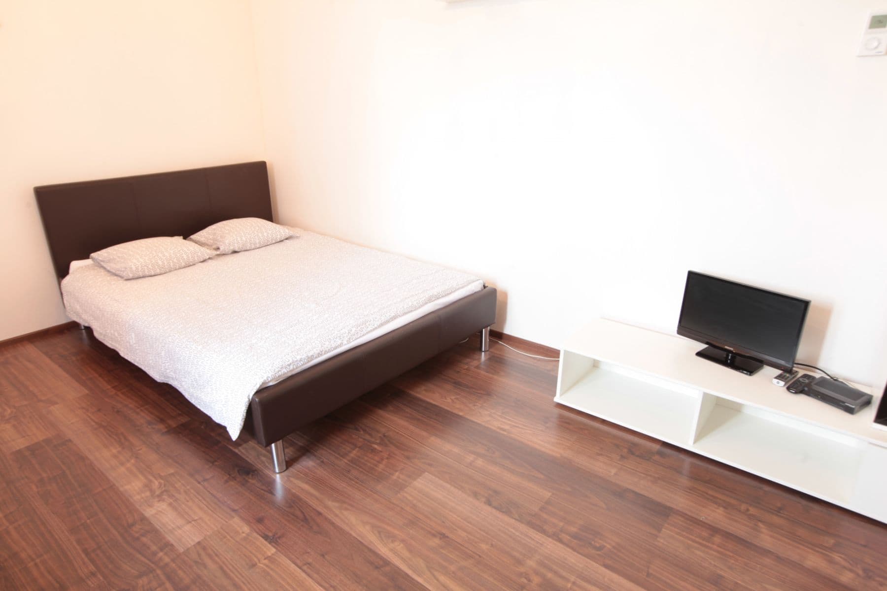 Pronájem bytu 25 m², Freyova, Praha, Praha Pronájem bytu 25 m², Freyova, Praha, Praha