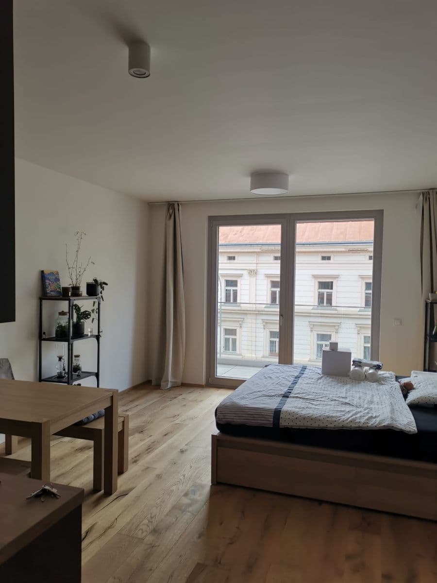 Pronájem bytu 1+kk 32 m², Křižíkova, Praha, Praha Pronájem bytu 1+kk 32 m², Křižíkova, Praha, Praha