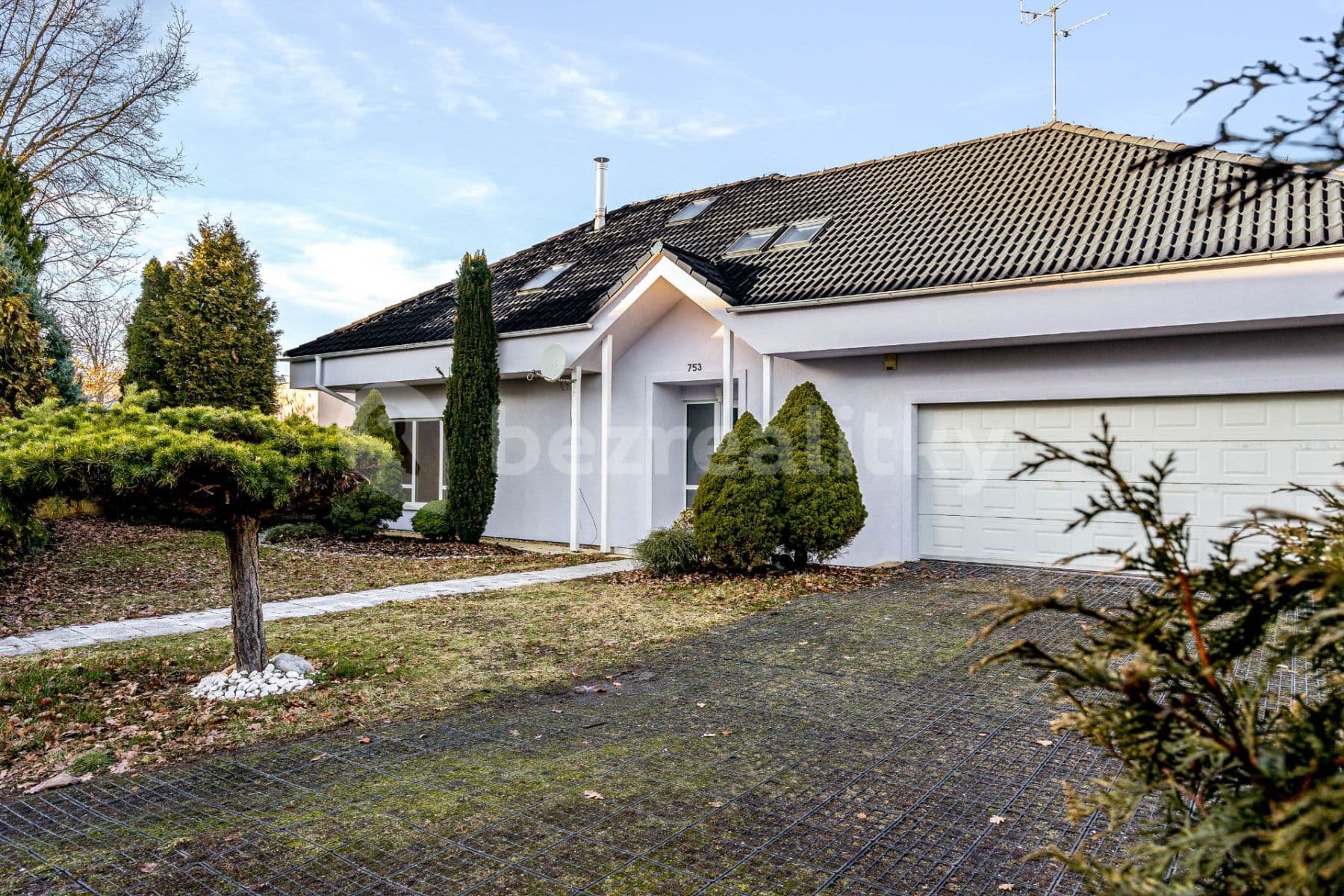 Pronájem domu 300 m², pozemek 1.100 m², Dobrovského, Rajhrad, Jihomoravský kraj Pronájem domu 300 m², pozemek 1.100 m², Dobrovského, Rajhrad, Jihomoravský kraj