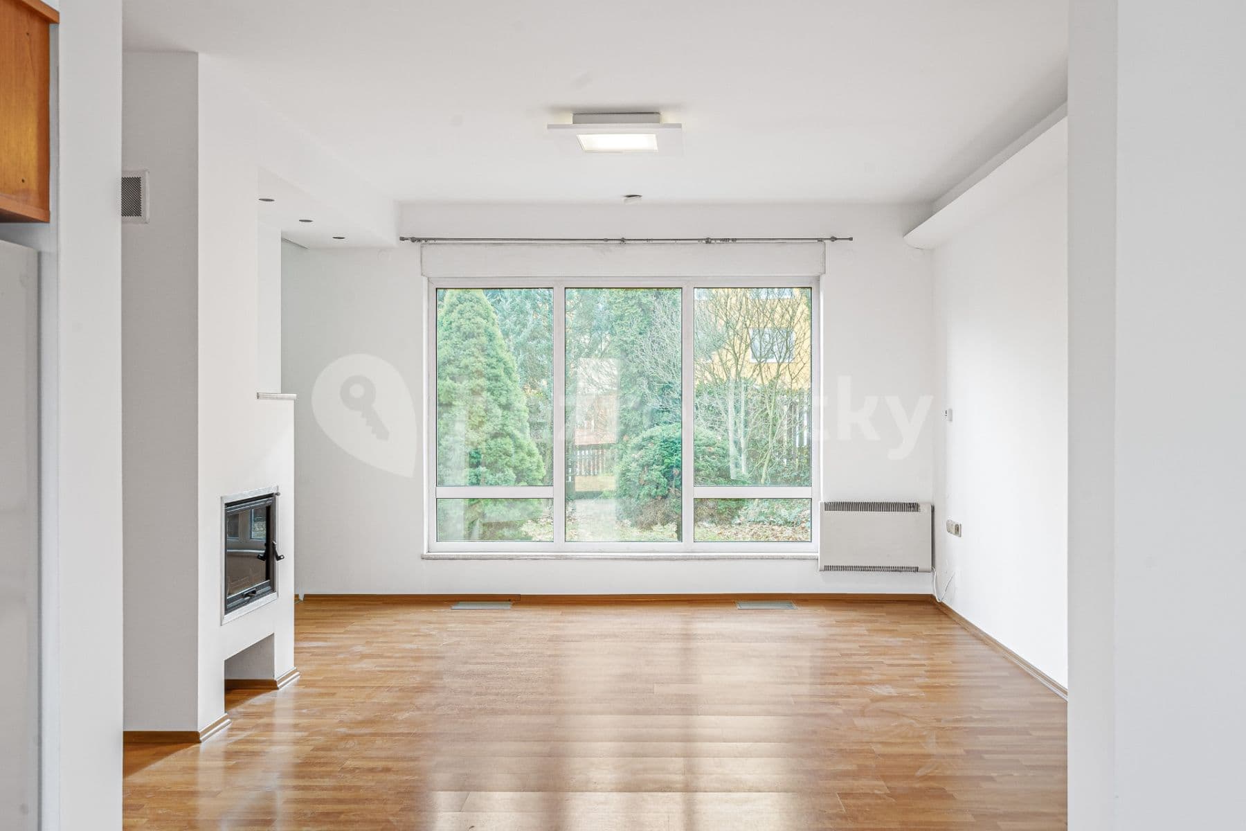 Pronájem domu 300 m², pozemek 1.100 m², Dobrovského, Rajhrad, Jihomoravský kraj Pronájem domu 300 m², pozemek 1.100 m², Dobrovského, Rajhrad, Jihomoravský kraj
