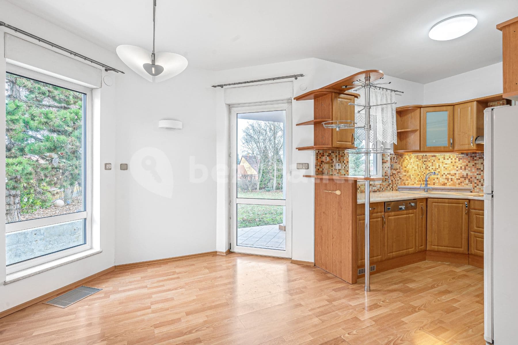 Pronájem domu 300 m², pozemek 1.100 m², Dobrovského, Rajhrad, Jihomoravský kraj Pronájem domu 300 m², pozemek 1.100 m², Dobrovského, Rajhrad, Jihomoravský kraj