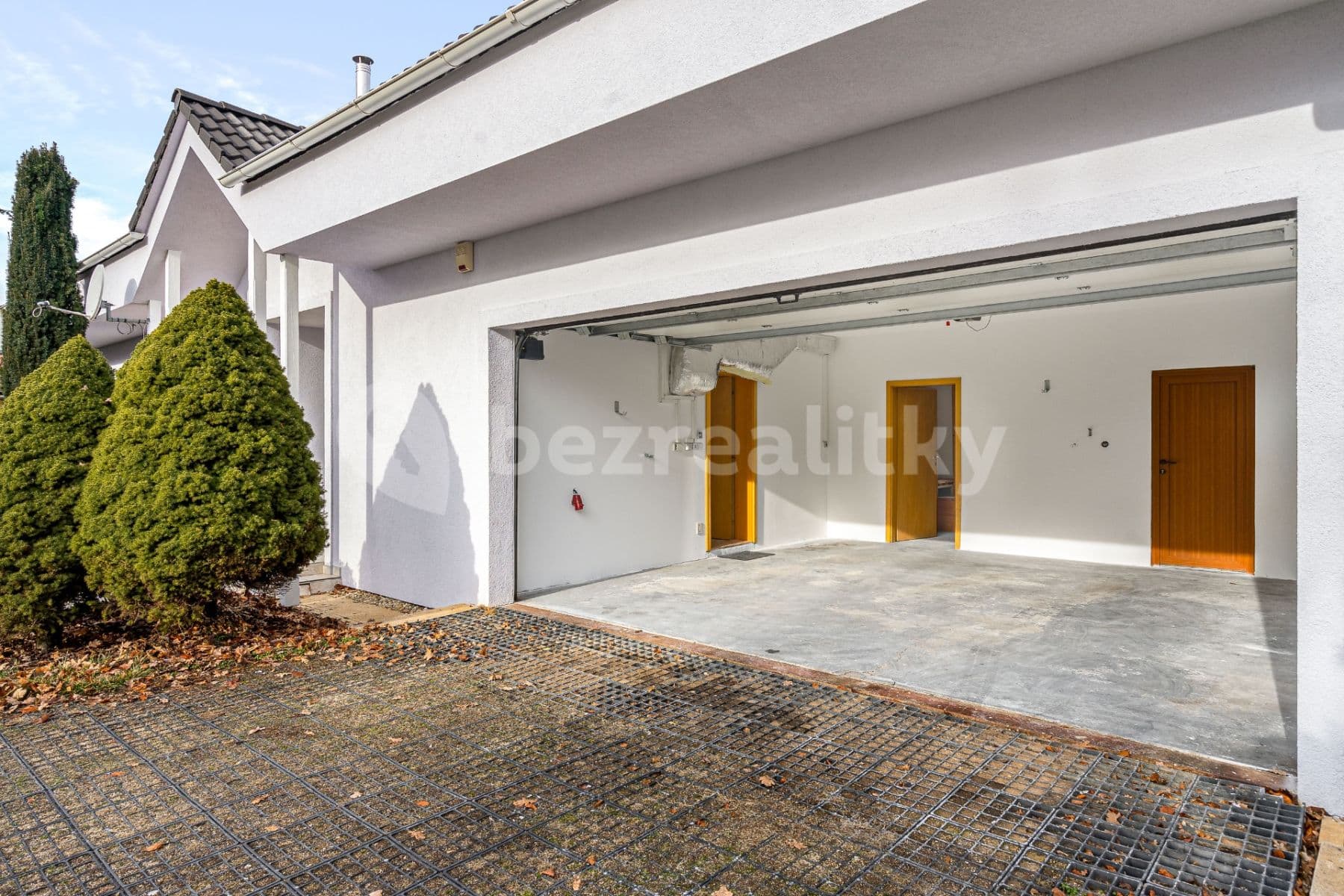 Pronájem domu 300 m², pozemek 1.100 m², Dobrovského, Rajhrad, Jihomoravský kraj Pronájem domu 300 m², pozemek 1.100 m², Dobrovského, Rajhrad, Jihomoravský kraj