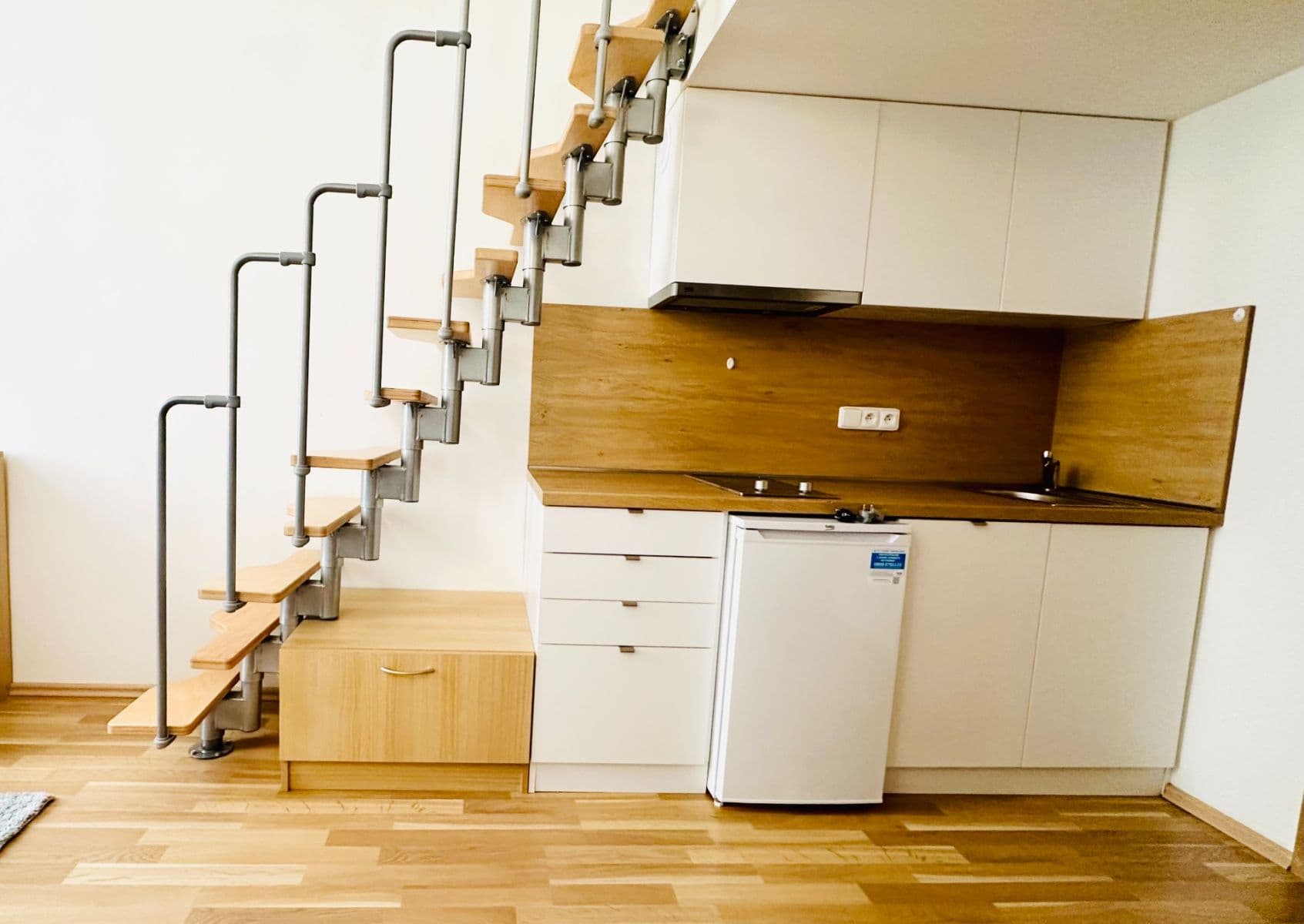 Pronájem bytu 1+kk 23 m², Radlická, Praha, Praha Pronájem bytu 1+kk 23 m², Radlická, Praha, Praha