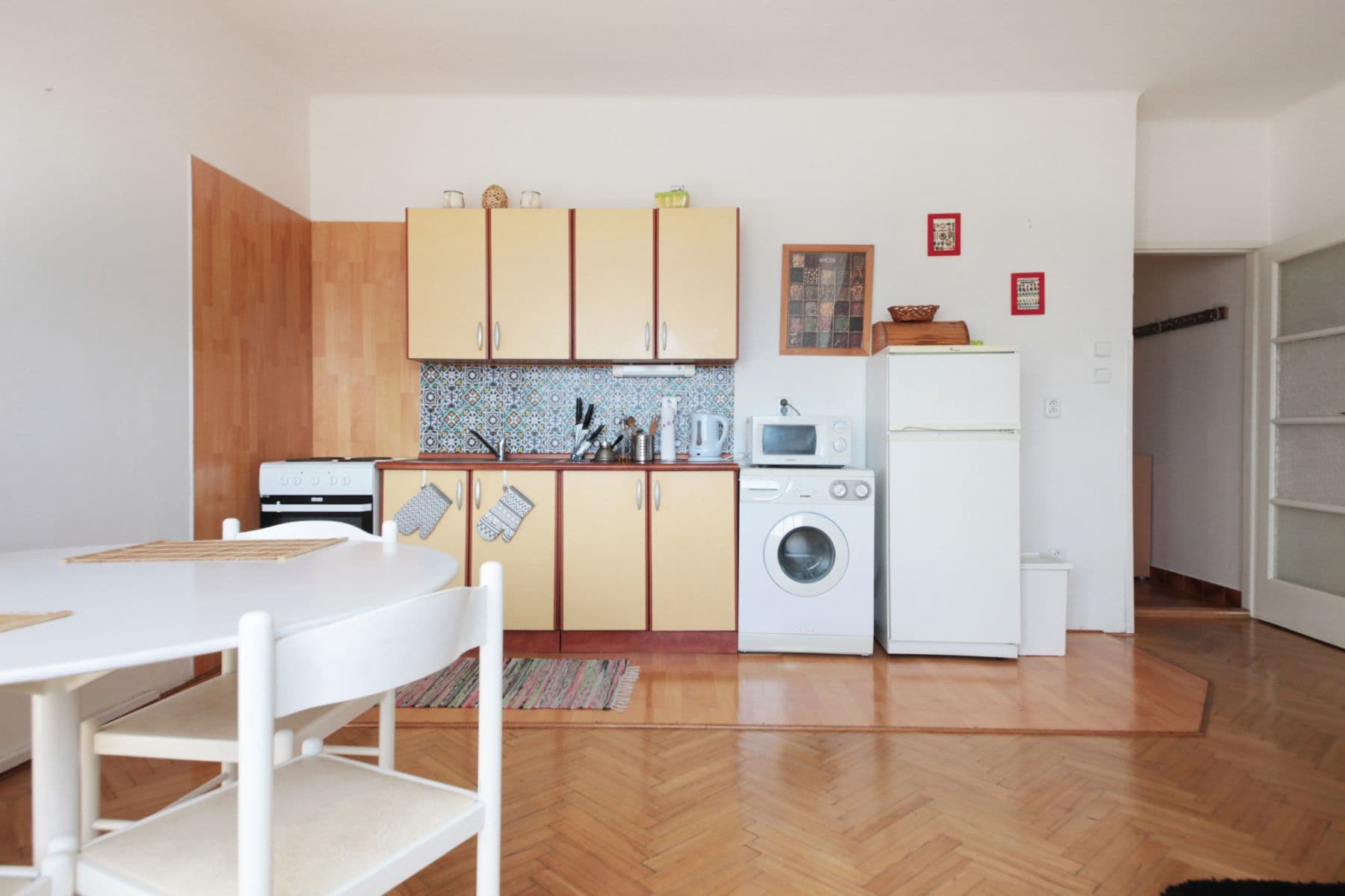 Pronájem bytu 87 m², náměstí Před Bateriemi, Praha, Praha Pronájem bytu 87 m², náměstí Před Bateriemi, Praha, Praha