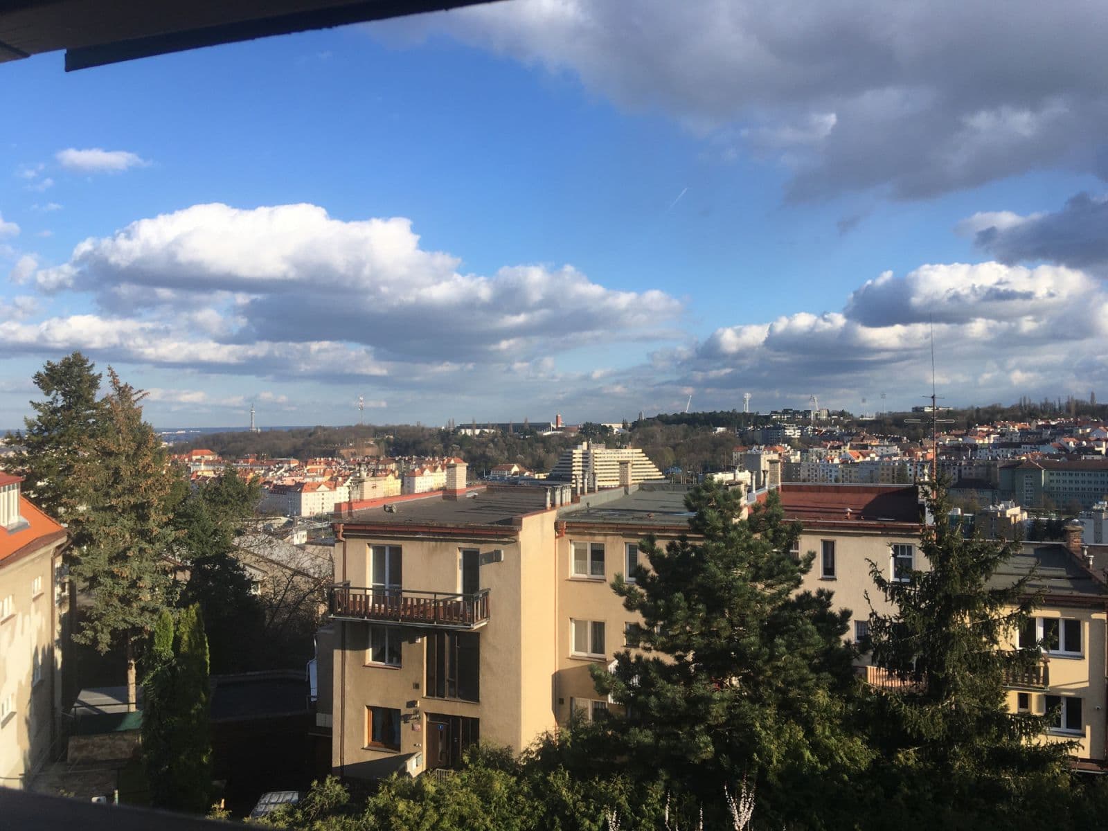Pronájem bytu 87 m², náměstí Před Bateriemi, Praha, Praha Pronájem bytu 87 m², náměstí Před Bateriemi, Praha, Praha