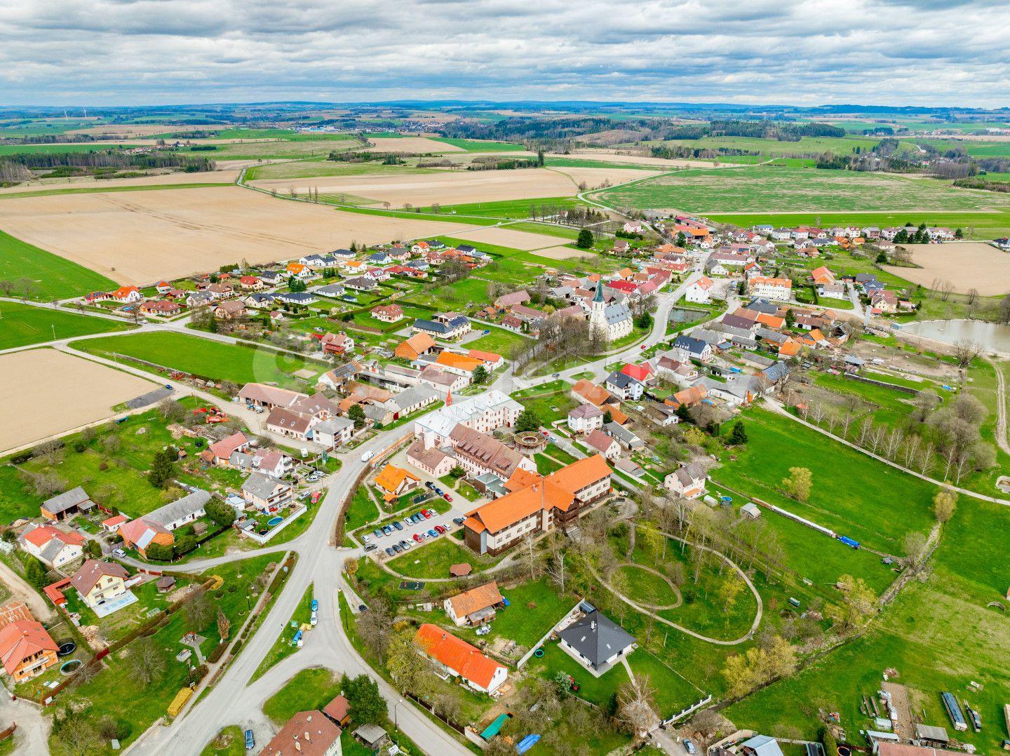 Prodej pozemku 3.842 m², Ždírec, Kraj Vysočina