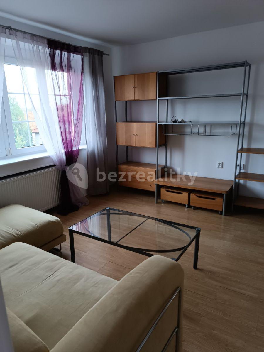 Pronájem bytu 3+1 85 m², V Uličce, Hostivice, Středočeský kraj