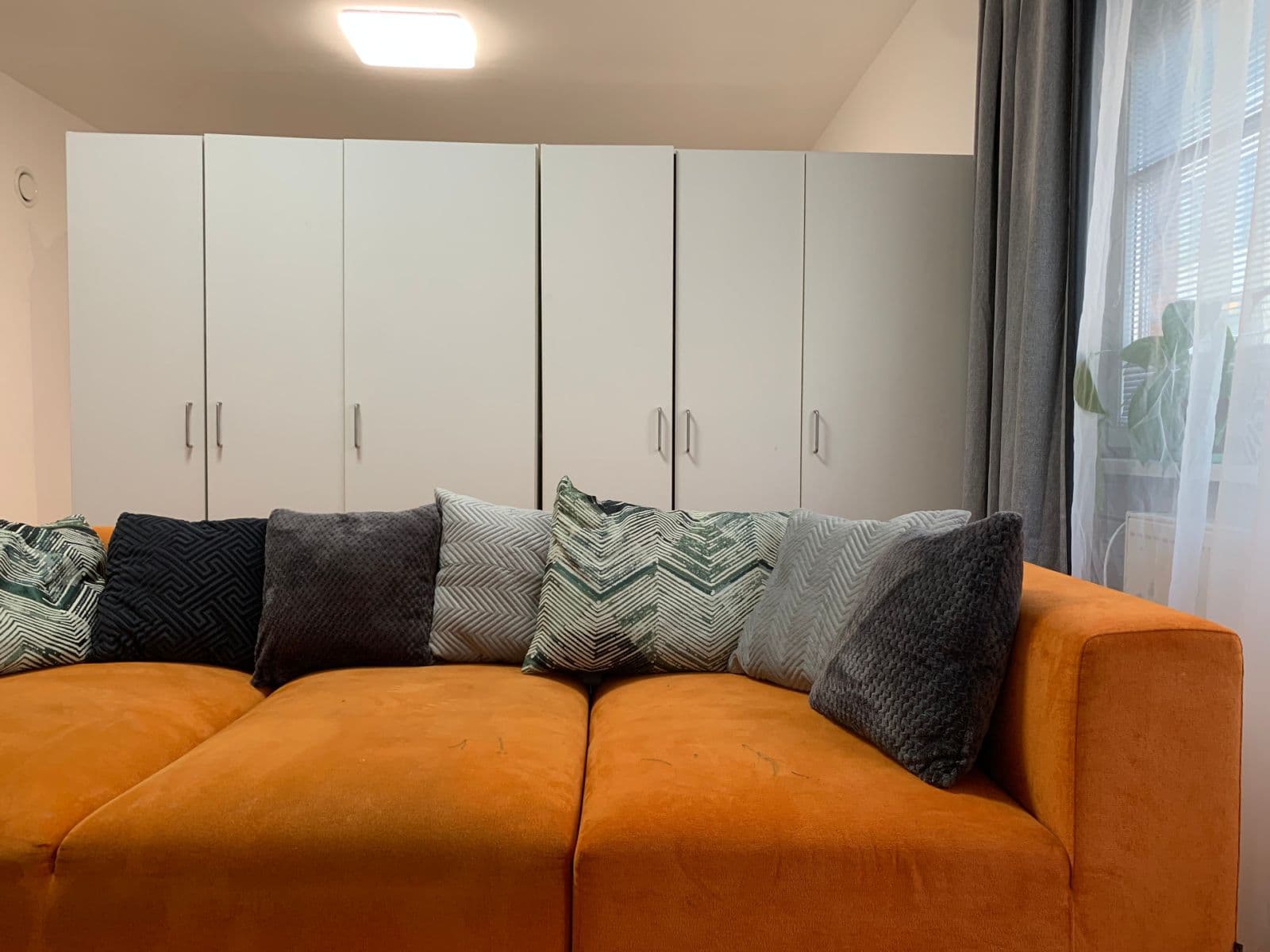 Pronájem bytu Garsoniéra 36 m², Mickiewiczova, Bratislava - mestská časť Staré Mesto, Bratislavský kraj Pronájem bytu Garsoniéra 36 m², Mickiewiczova, Bratislava - mestská časť Staré Mesto, Bratislavský kraj