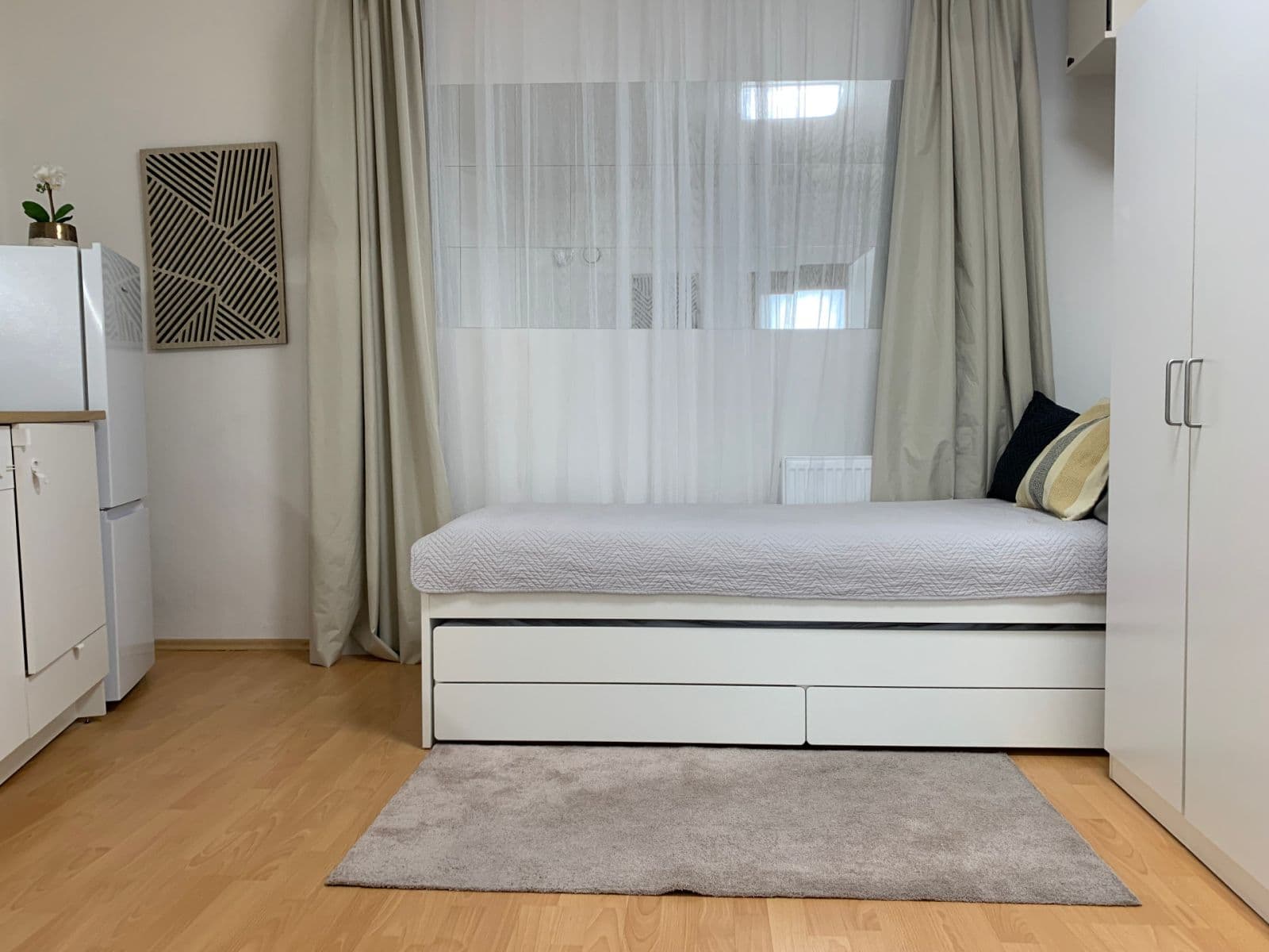 Pronájem bytu 4+1 17 m², Mickiewiczova, Bratislava - mestská časť Staré Mesto, Bratislavský kraj Pronájem bytu 4+1 17 m², Mickiewiczova, Bratislava - mestská časť Staré Mesto, Bratislavský kraj