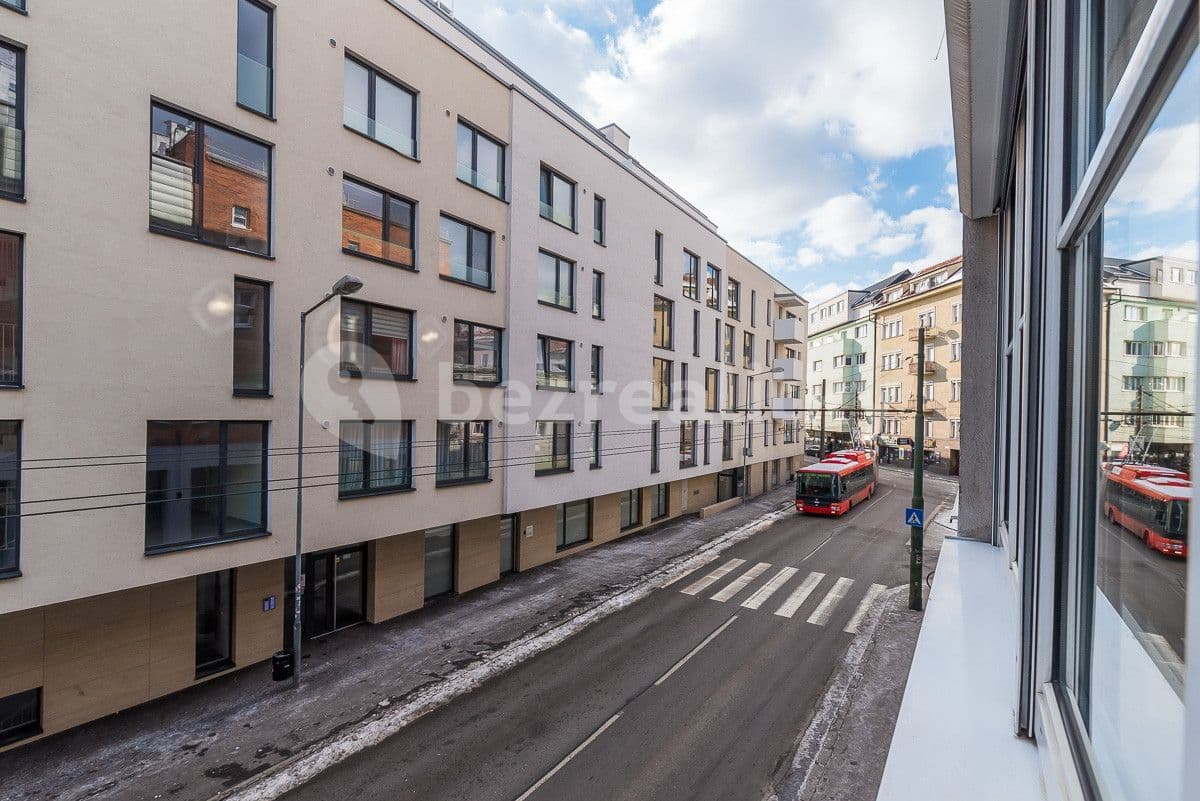 Pronájem bytu 3+1 95 m², Mickiewiczova, Bratislava - mestská časť Staré Mesto, Bratislavský kraj Pronájem bytu 3+1 95 m², Mickiewiczova, Bratislava - mestská časť Staré Mesto, Bratislavský kraj