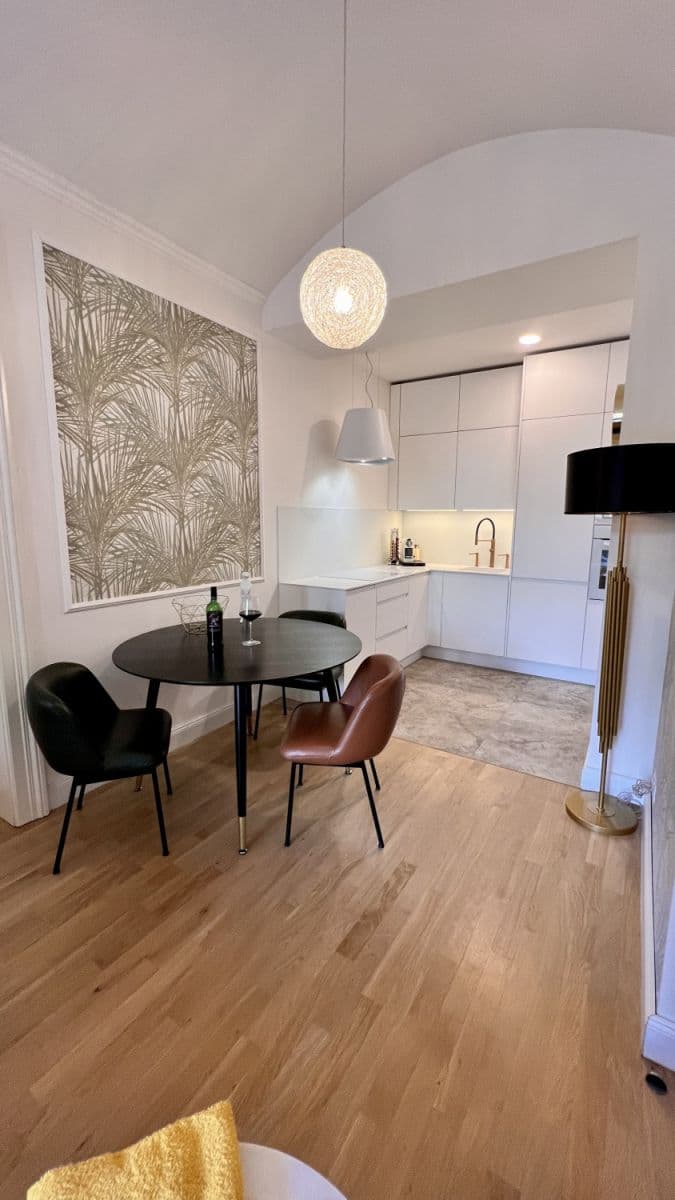 Pronájem bytu 70 m², U Rajské zahrady, Praha, Praha Pronájem bytu 70 m², U Rajské zahrady, Praha, Praha