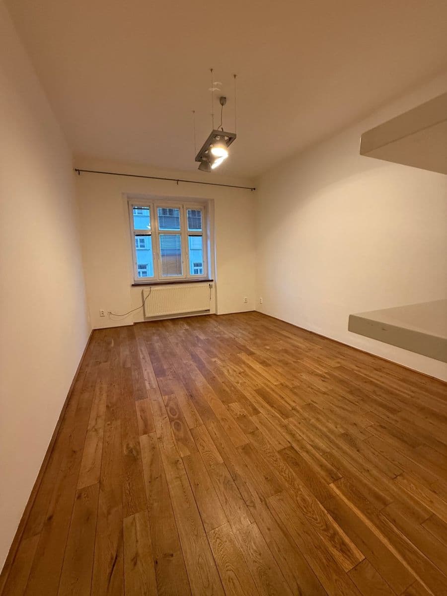 Pronájem bytu 2+kk 57 m², Šlikova, Praha, Praha Pronájem bytu 2+kk 57 m², Šlikova, Praha, Praha