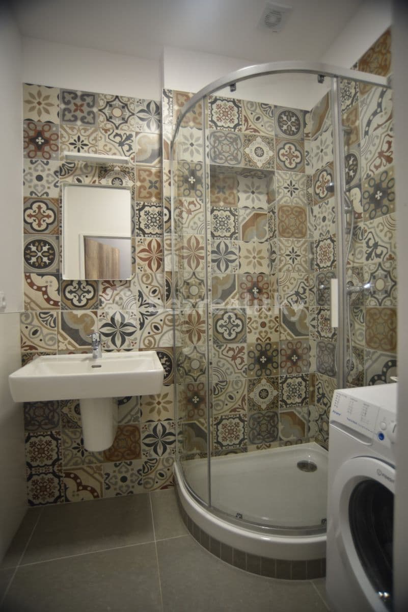 Pronájem bytu 3+1 78 m², Svatoslavova, Praha, Praha Pronájem bytu 3+1 78 m², Svatoslavova, Praha, Praha