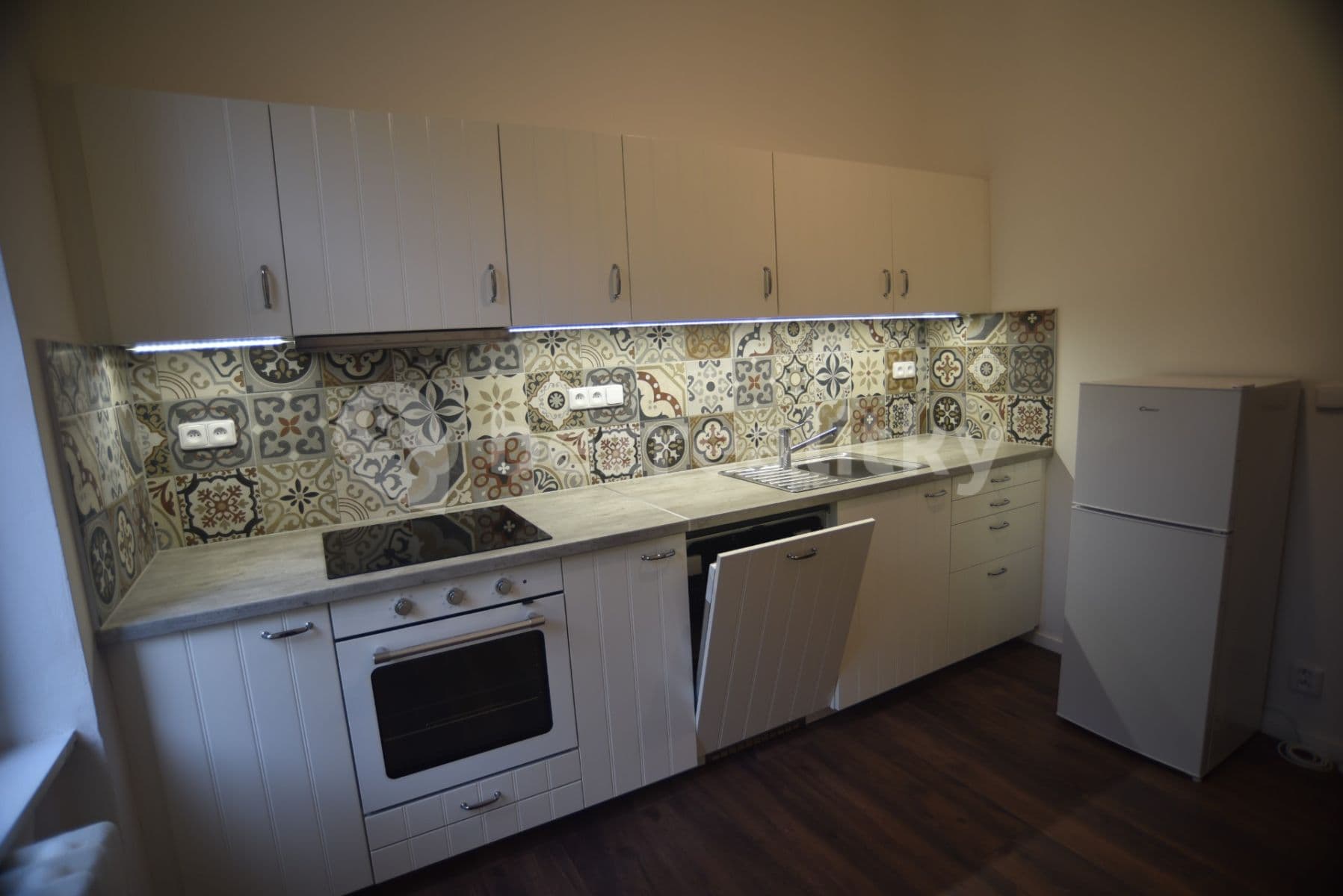 Pronájem bytu 3+1 78 m², Svatoslavova, Praha, Praha Pronájem bytu 3+1 78 m², Svatoslavova, Praha, Praha