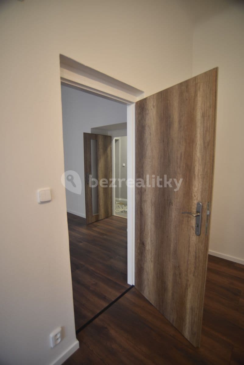 Pronájem bytu 3+1 78 m², Svatoslavova, Praha, Praha Pronájem bytu 3+1 78 m², Svatoslavova, Praha, Praha