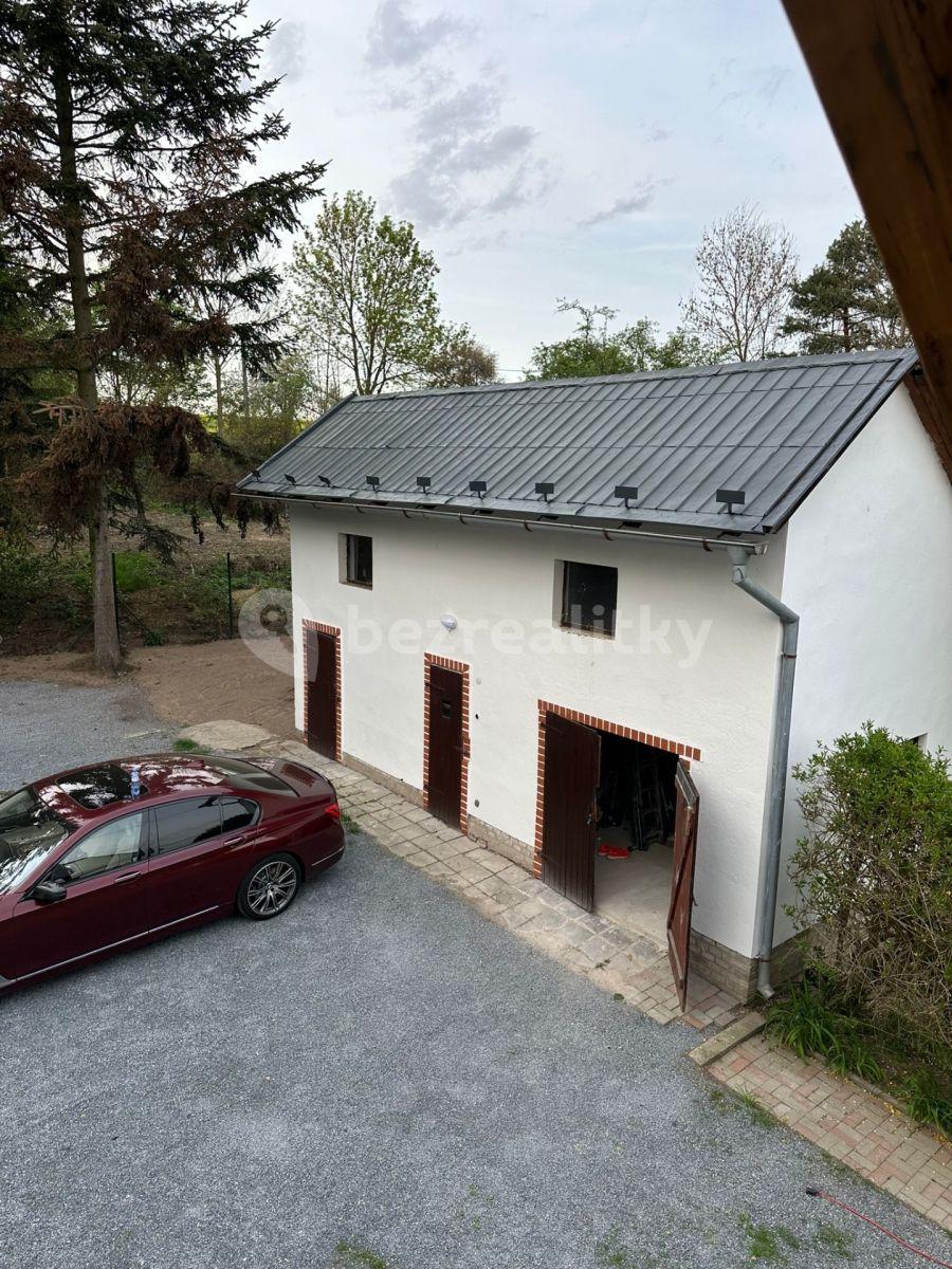 Prodej domu 240 m², pozemek 2.023 m², Libeř, Středočeský kraj