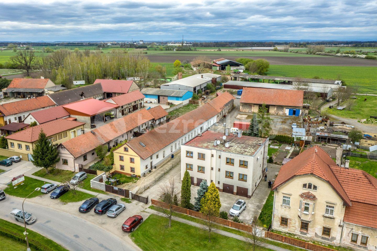 Prodej domu 800 m², pozemek 4.073 m², Hořátev, Středočeský kraj