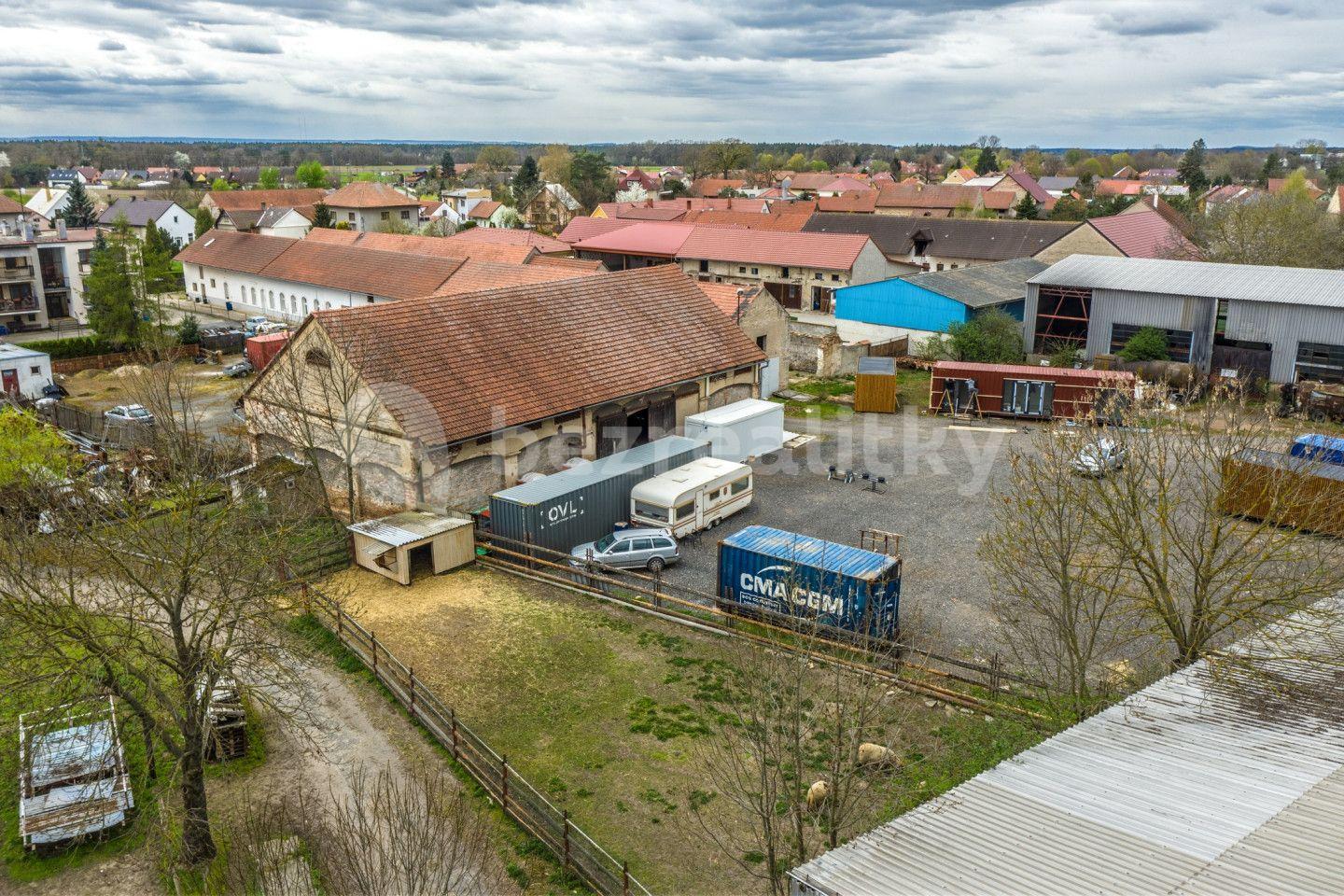 Prodej domu 800 m², pozemek 4.073 m², Hořátev, Středočeský kraj