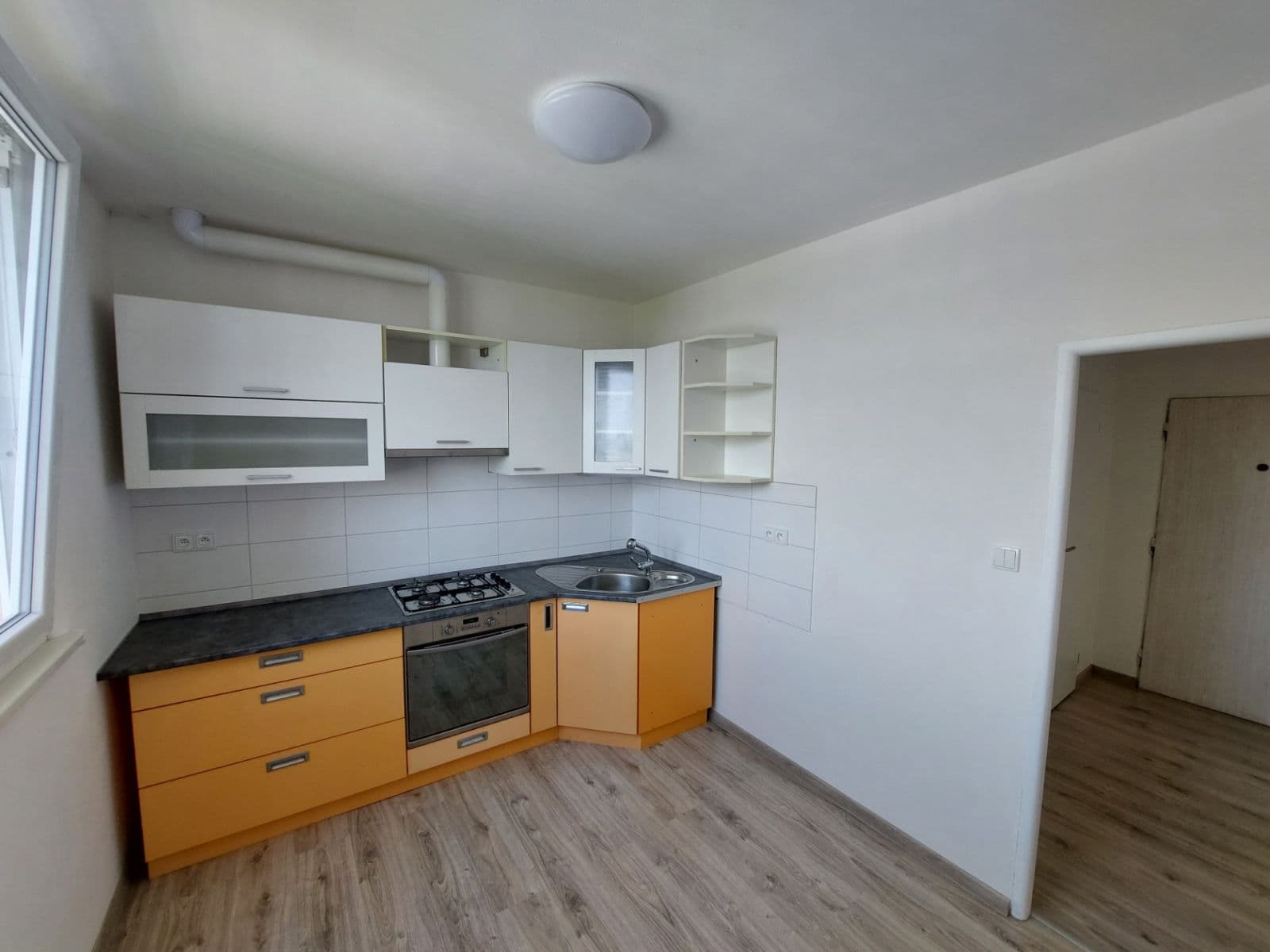 Pronájem bytu 1+1 37 m², Spartakovců, Ostrava, Moravskoslezský kraj Pronájem bytu 1+1 37 m², Spartakovců, Ostrava, Moravskoslezský kraj