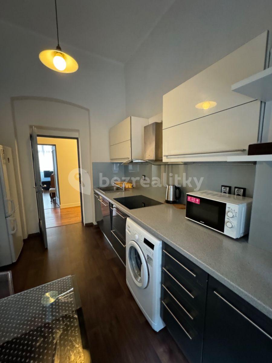 Pronájem bytu 3+1 88 m², T. G. Masaryka, Karlovy Vary, Karlovarský kraj