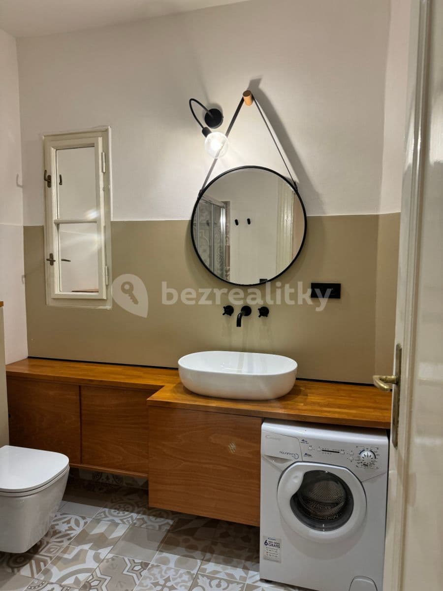 Pronájem bytu 2+kk 40 m², Radhošťská, Praha, Praha Pronájem bytu 2+kk 40 m², Radhošťská, Praha, Praha