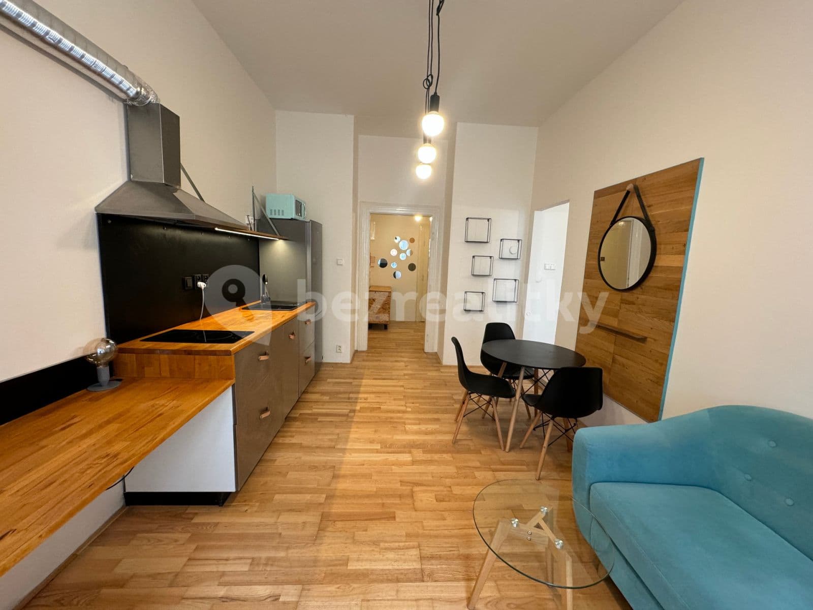 Pronájem bytu 2+kk 40 m², Radhošťská, Praha, Praha Pronájem bytu 2+kk 40 m², Radhošťská, Praha, Praha