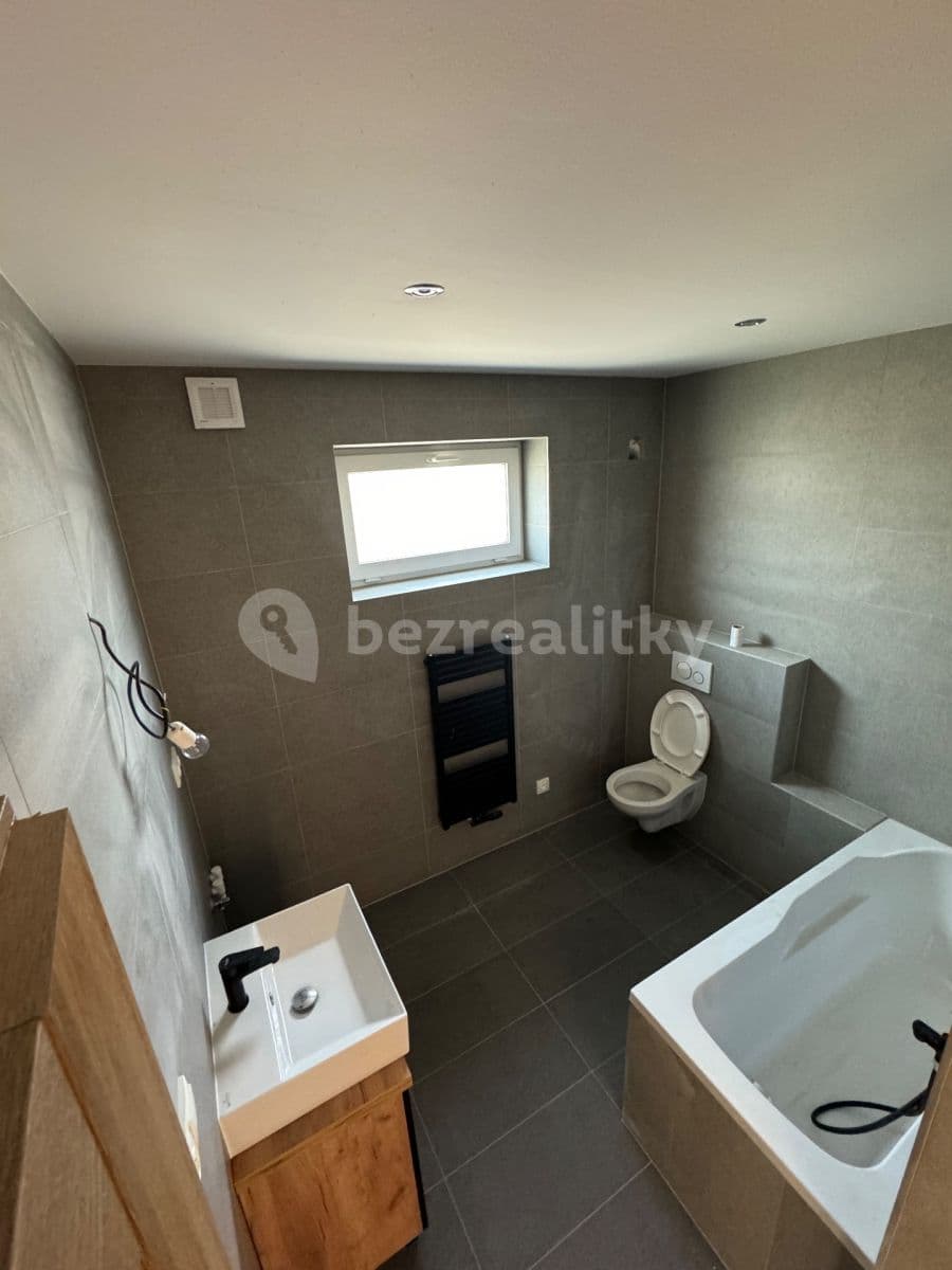 Pronájem bytu 3+kk 70 m², Syrovice, Jihomoravský kraj Pronájem bytu 3+kk 70 m², Syrovice, Jihomoravský kraj