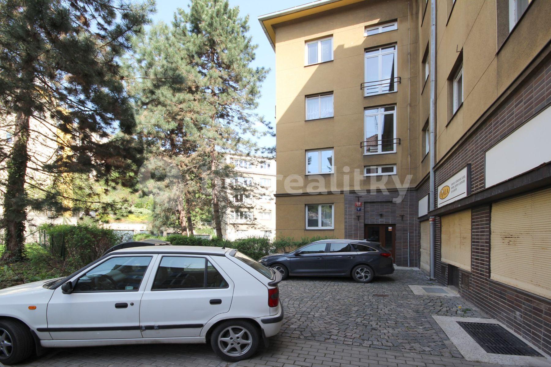 Prodej nebytového prostoru 208 m², K Vodojemu, Praha, Praha