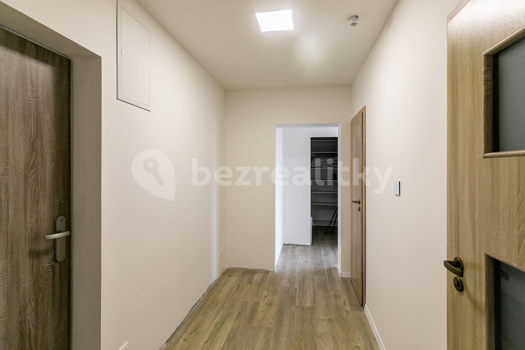 Prodej bytu 2+1 52 m², Počernická, Praha, Praha