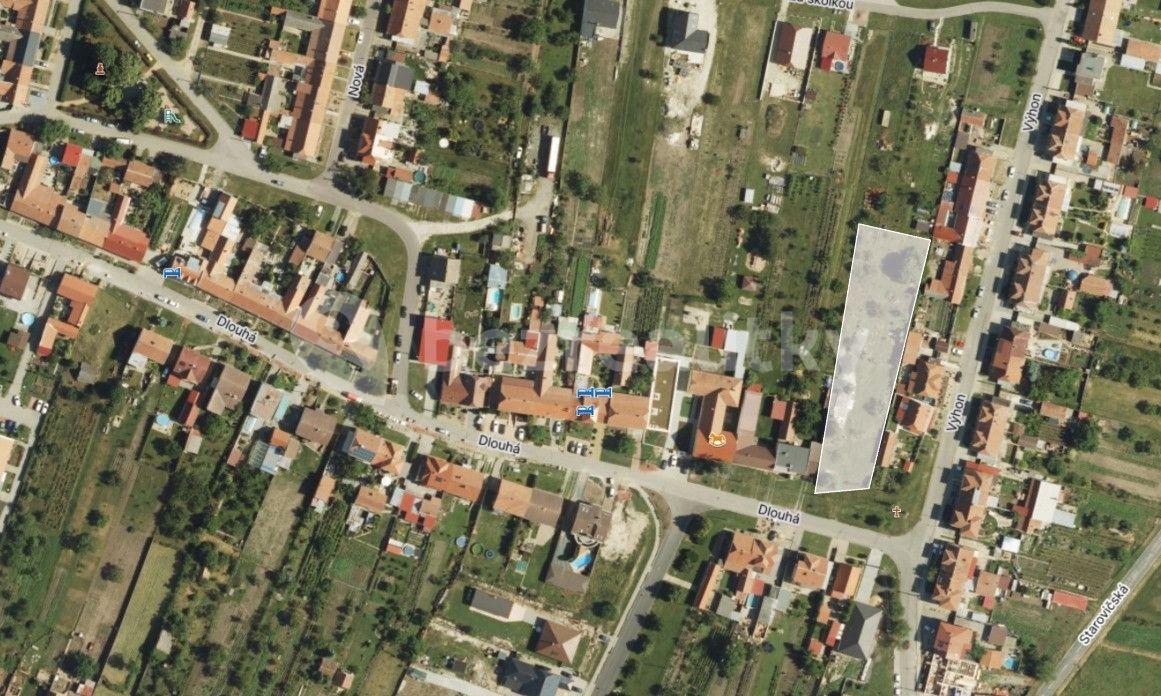 Prodej pozemku 2.350 m², Dlouhá, Šakvice, Jihomoravský kraj