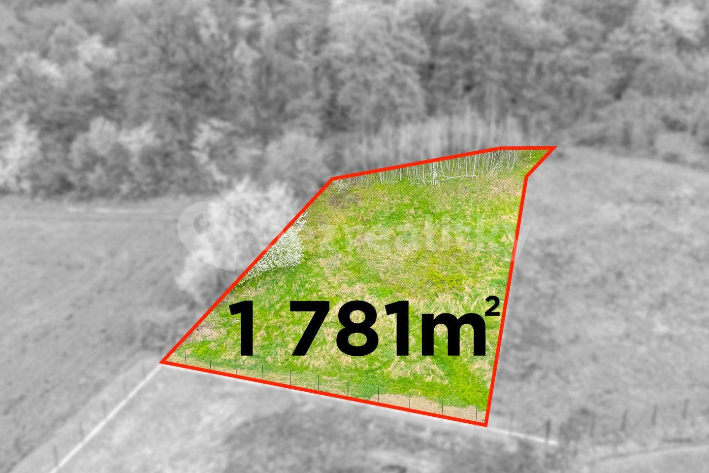 Prodej pozemku 1.781 m², Dolní Újezd, Olomoucký kraj